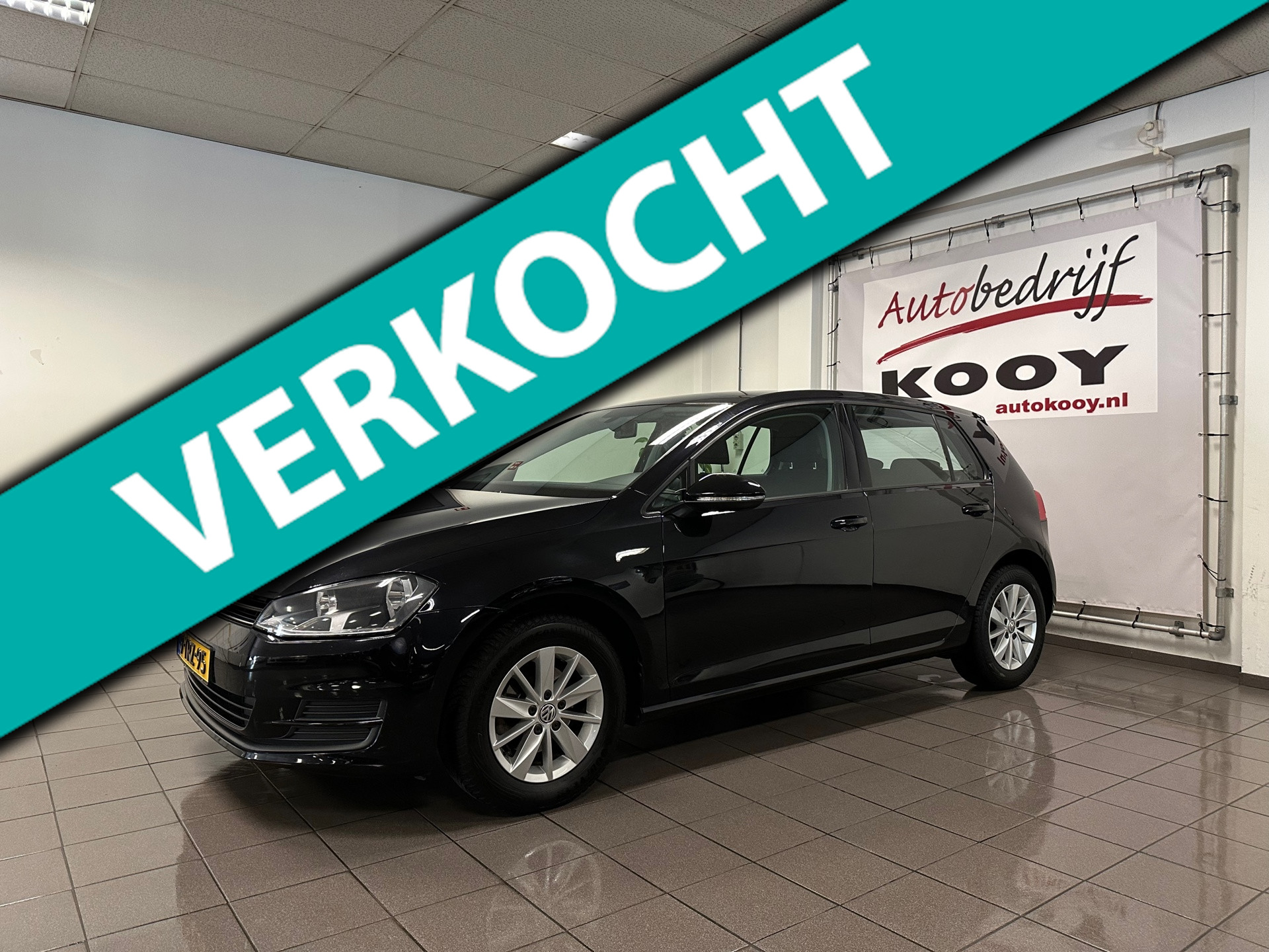 Volkswagen Golf 1.2 TSI Comfortline * Navigatie / Cruise control / LM Velgen / NL Auto *