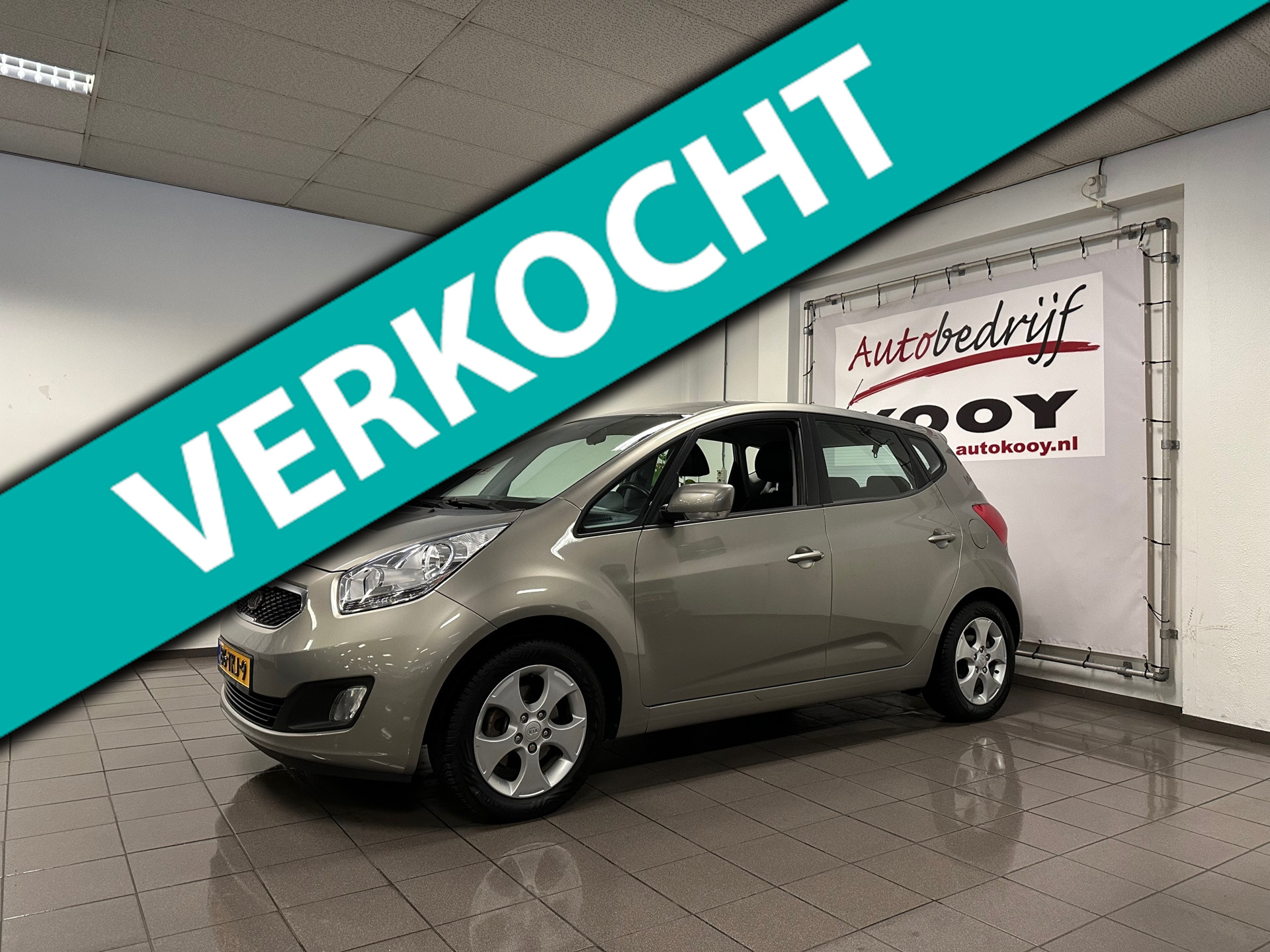 Kia Venga 1.6 CVVT X-ecutive * Trekhaak / Cruise control / LM Velgen / NL Auto *