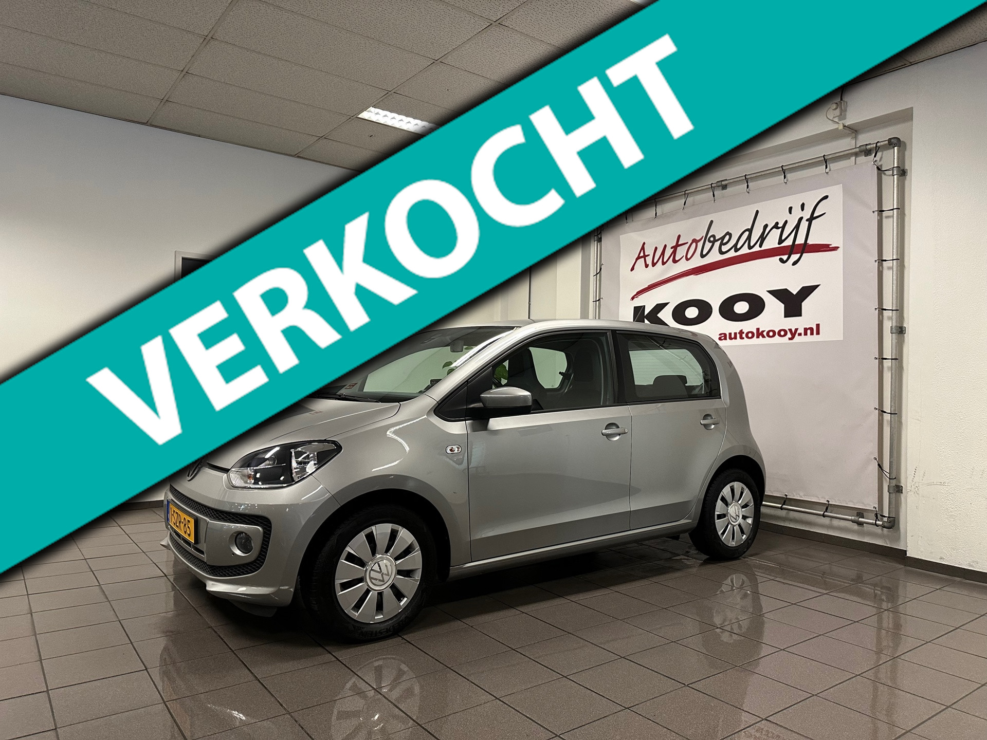 Volkswagen Up! 1.0 high up! BlueMotion * Navigatie / Parkeersensoren / Cruise control / NL Auto *