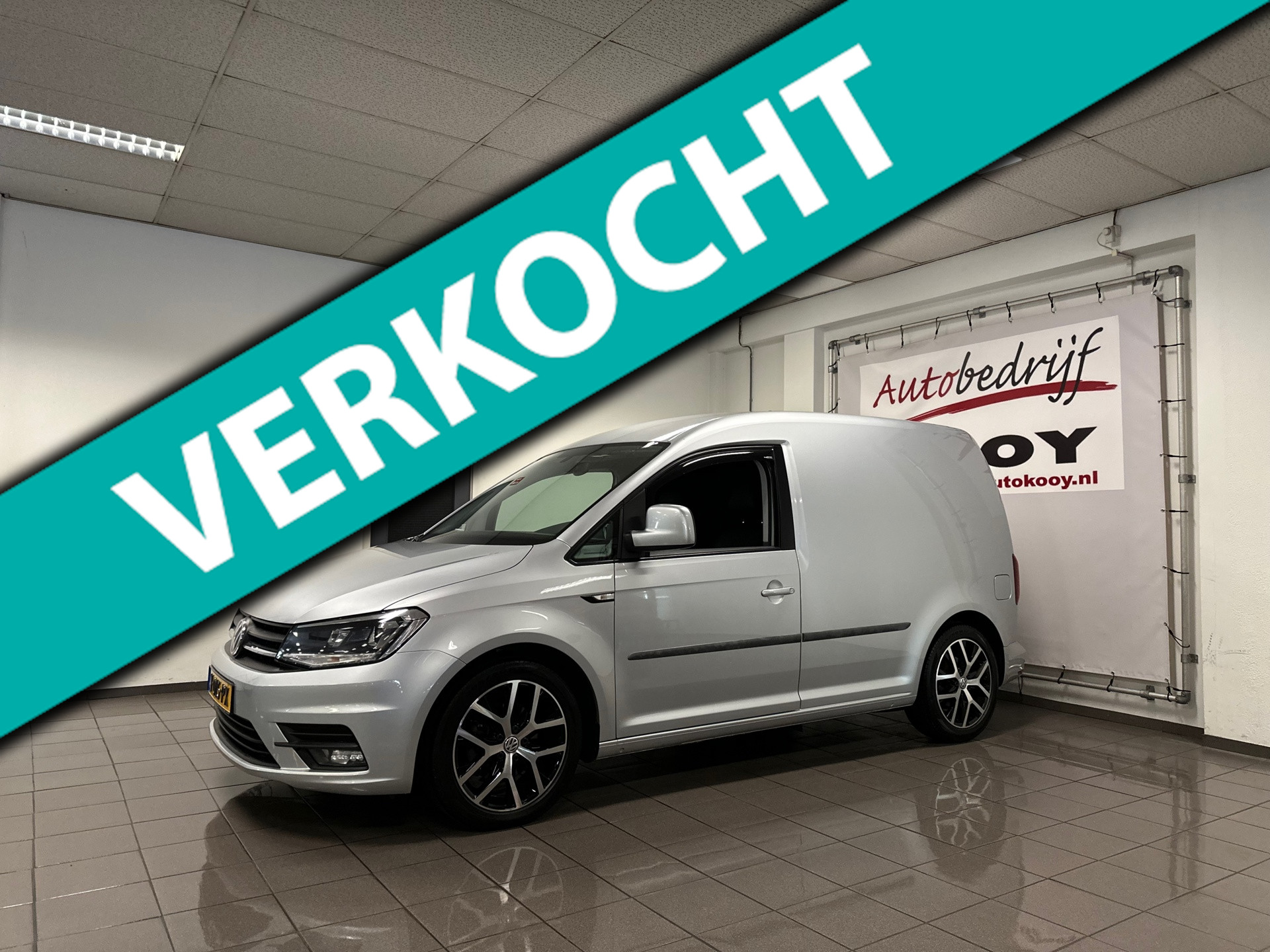 Volkswagen Caddy 2.0 TDI L1H1 BMT Highline * Automaat / Xenon / Leder / Stoelverwarming / NL Auto *