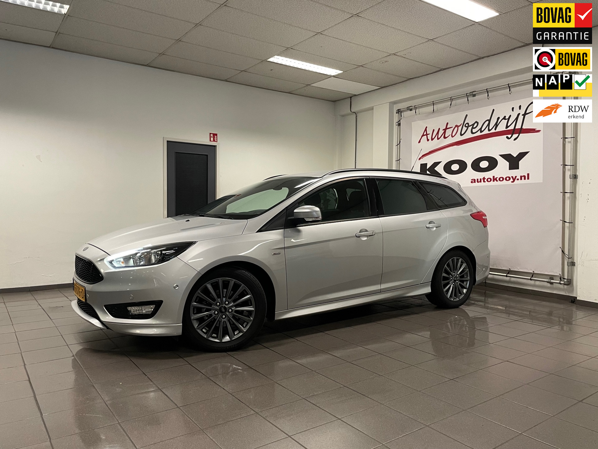 Ford Focus Wagon 1.0 ST-Line * LED / Navigatie / Cruise control *