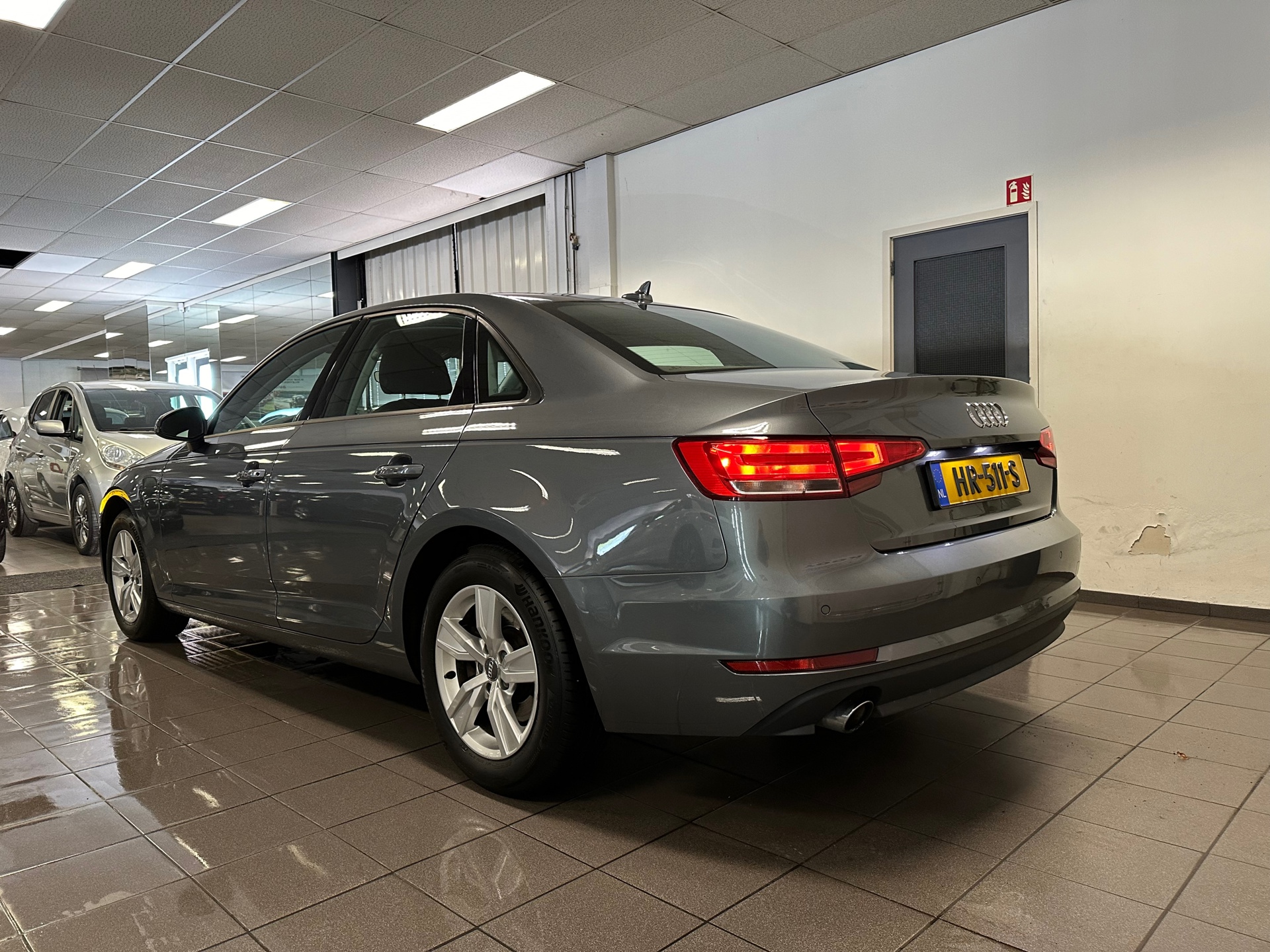 https://www.autokooy.nl//xml/images/39378758-3.JPG