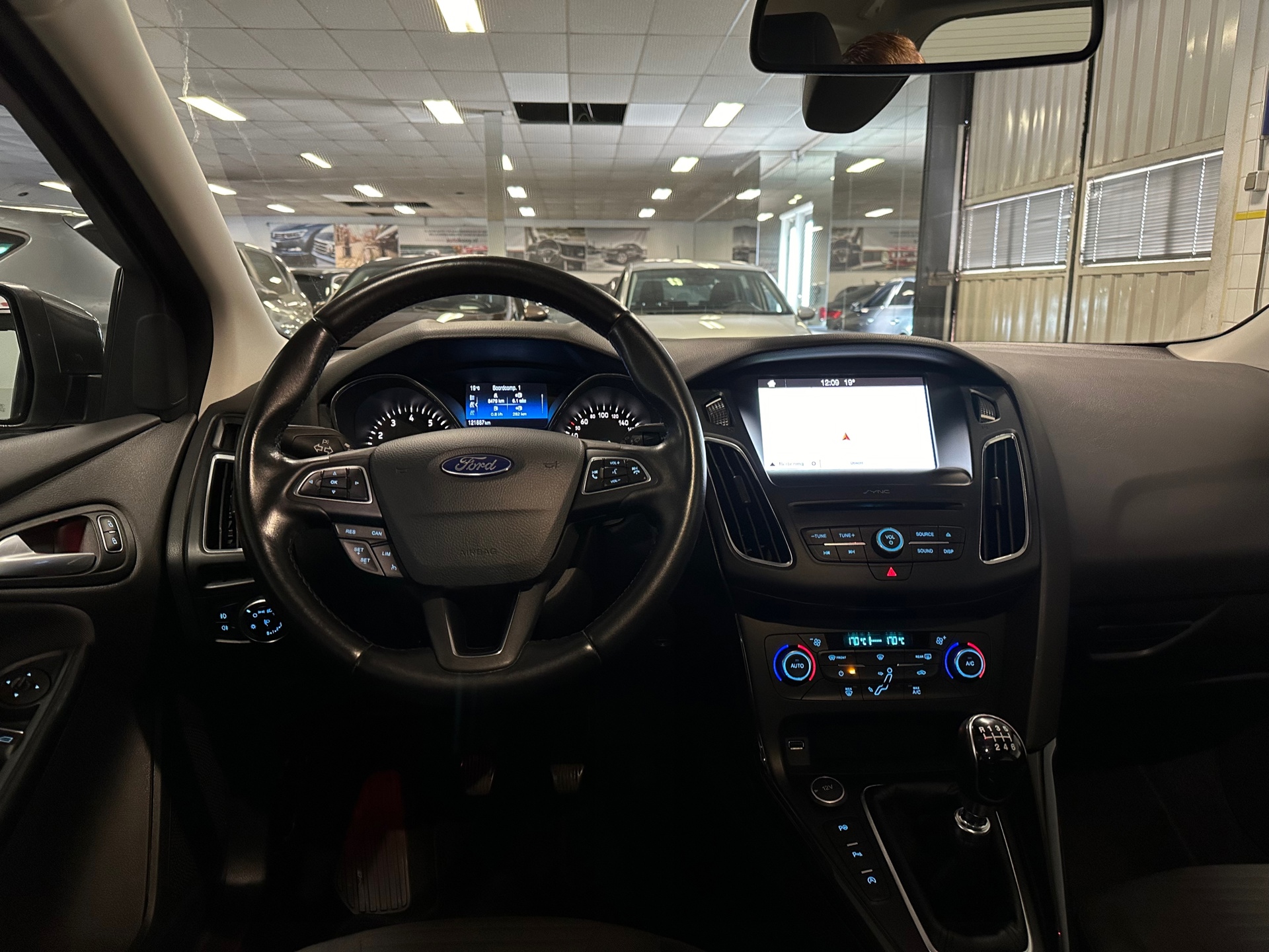 https://www.autokooy.nl//xml/images/40308565-20.JPG