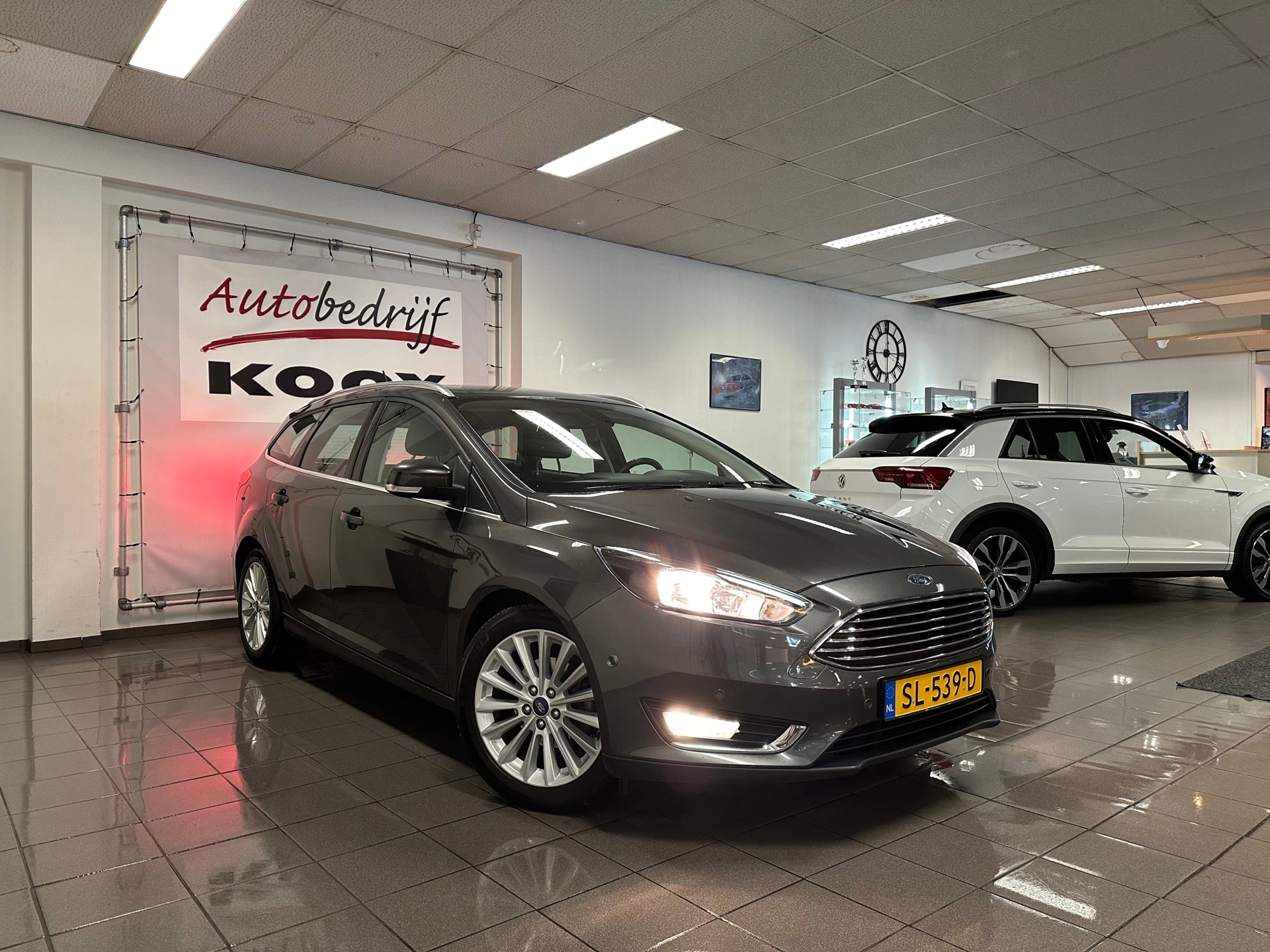 https://www.autokooy.nl//xml/images/40308565-7.JPG