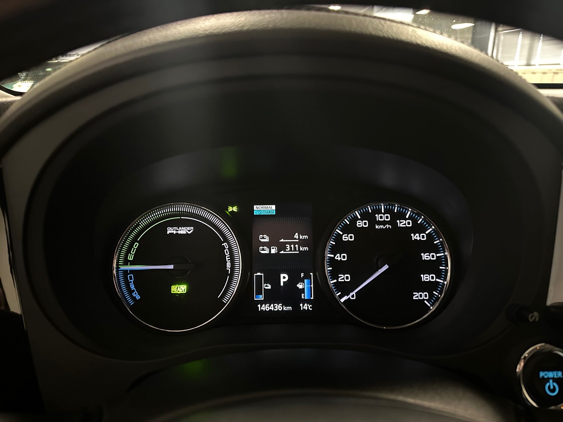 https://www.autokooy.nl//xml/images/40632058-14.JPG