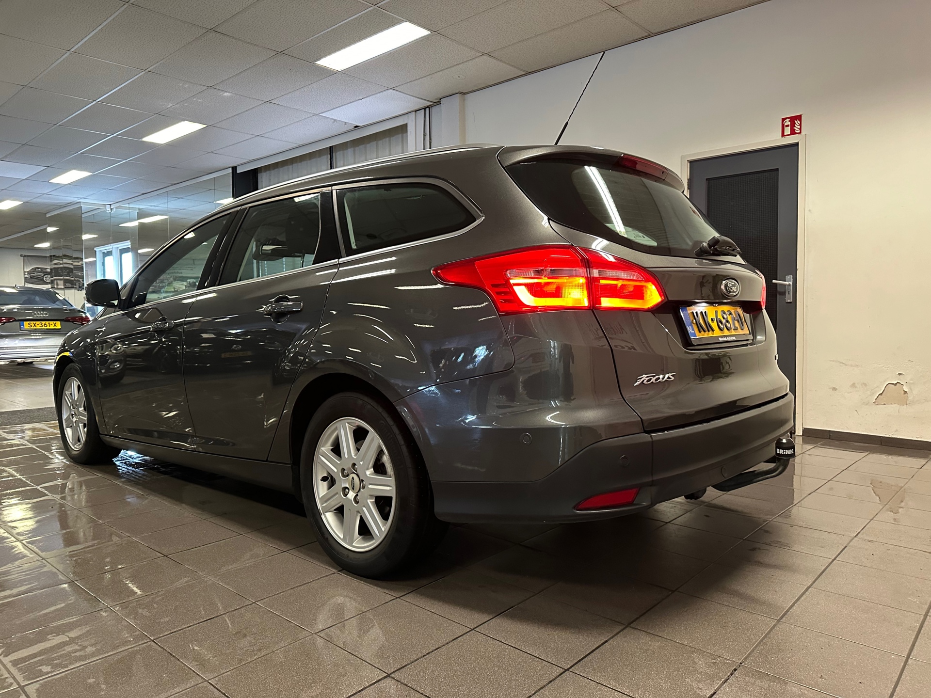 https://www.autokooy.nl//xml/images/40633215-3.JPG