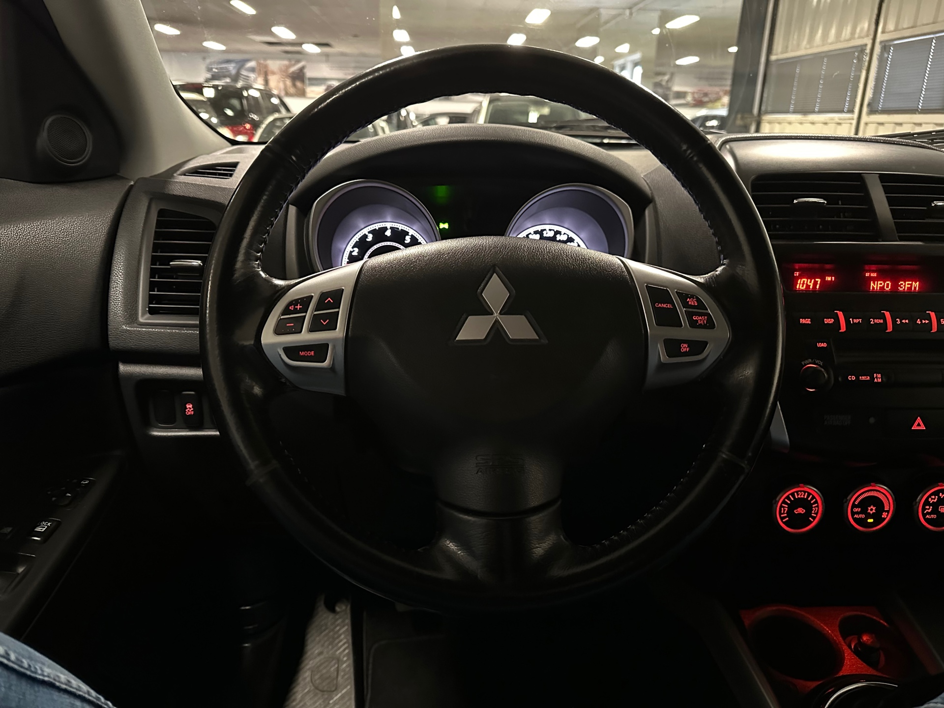 https://www.autokooy.nl//xml/images/40956096-13.JPG