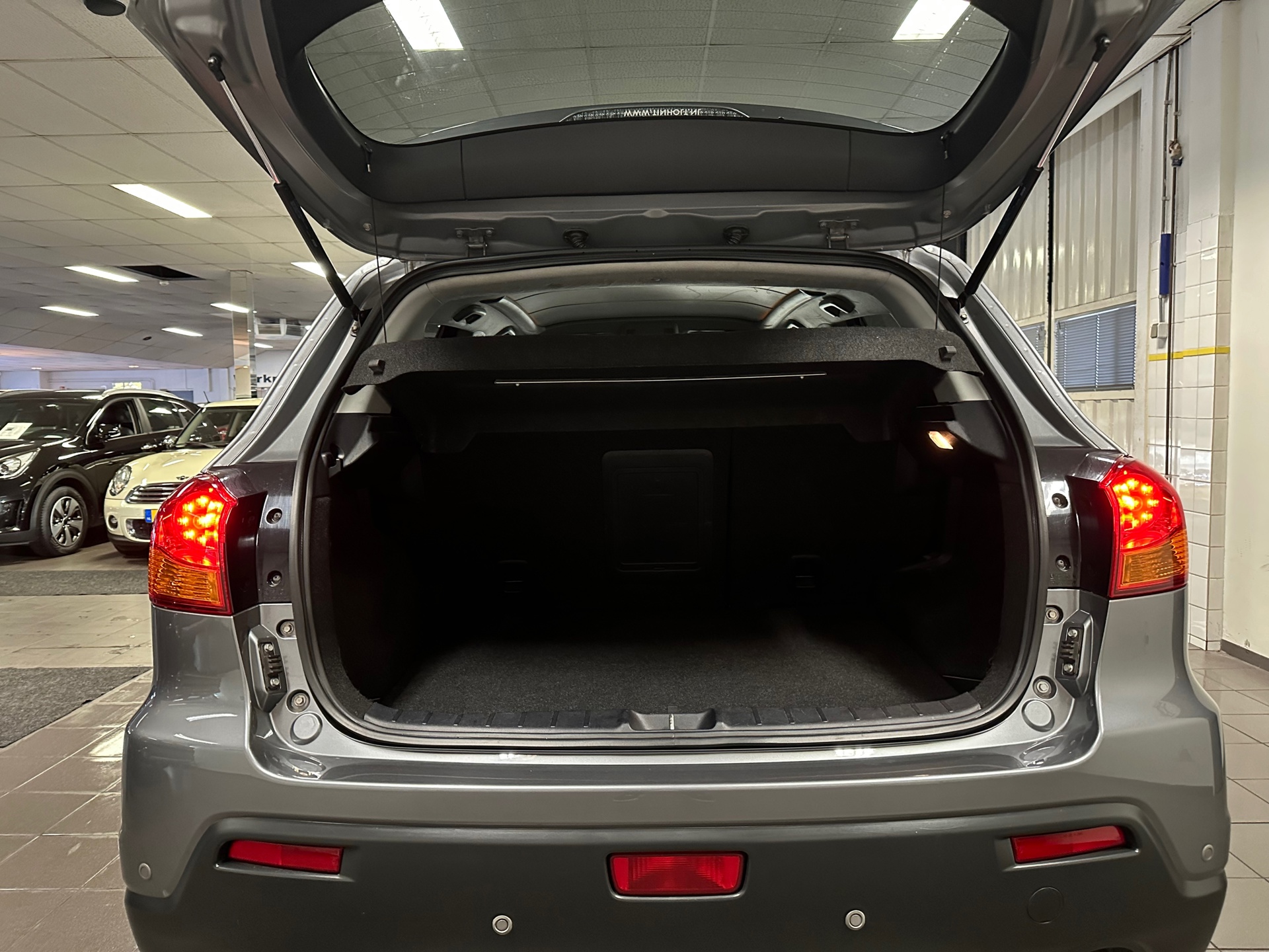 https://www.autokooy.nl//xml/images/40956096-5.JPG