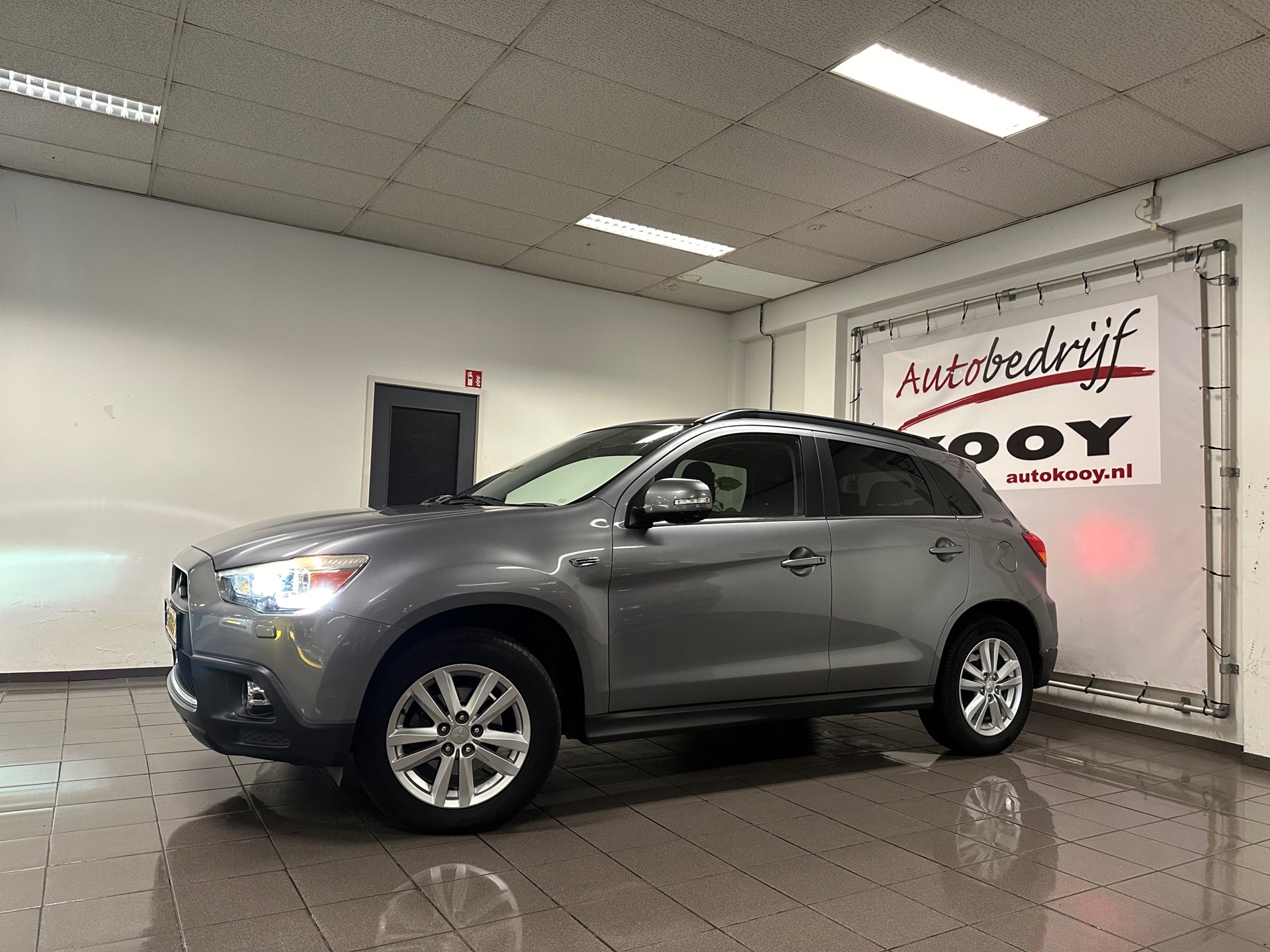 https://www.autokooy.nl//xml/images/40956096-9.JPG