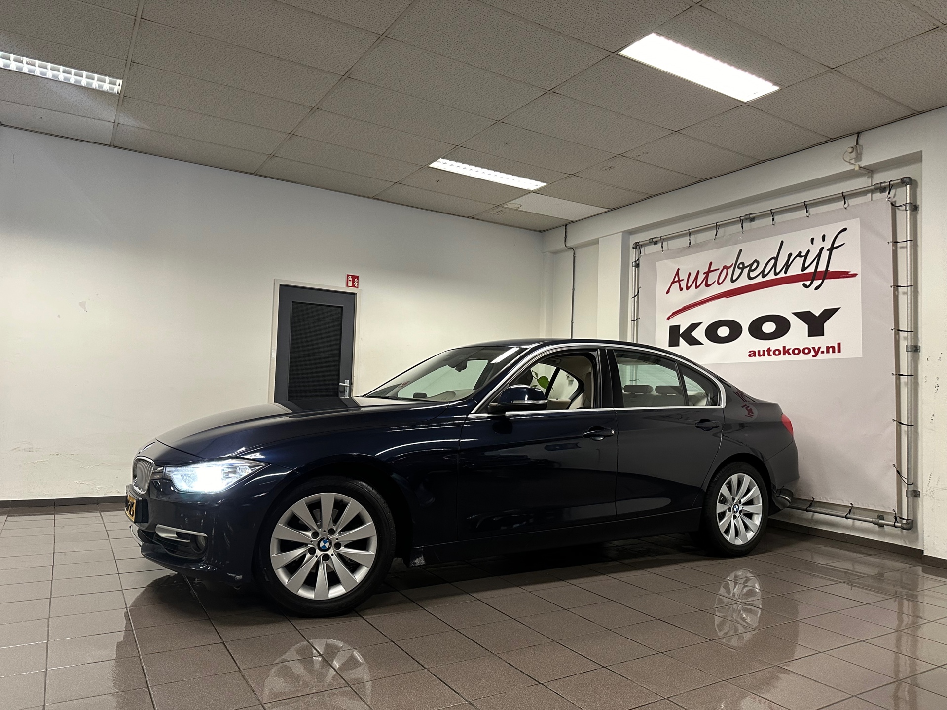 https://www.autokooy.nl//xml/images/41083878-9.JPG