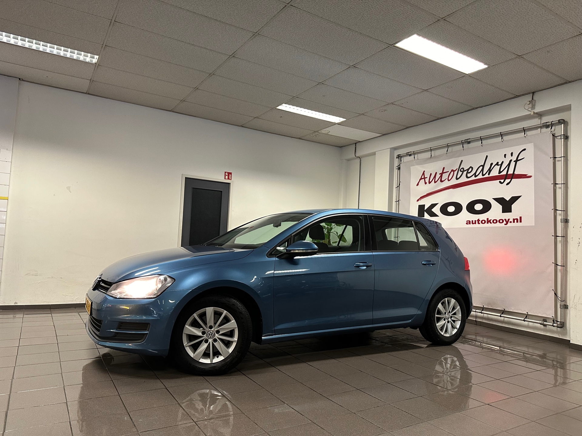 https://www.autokooy.nl//xml/images/41109088-10.JPG