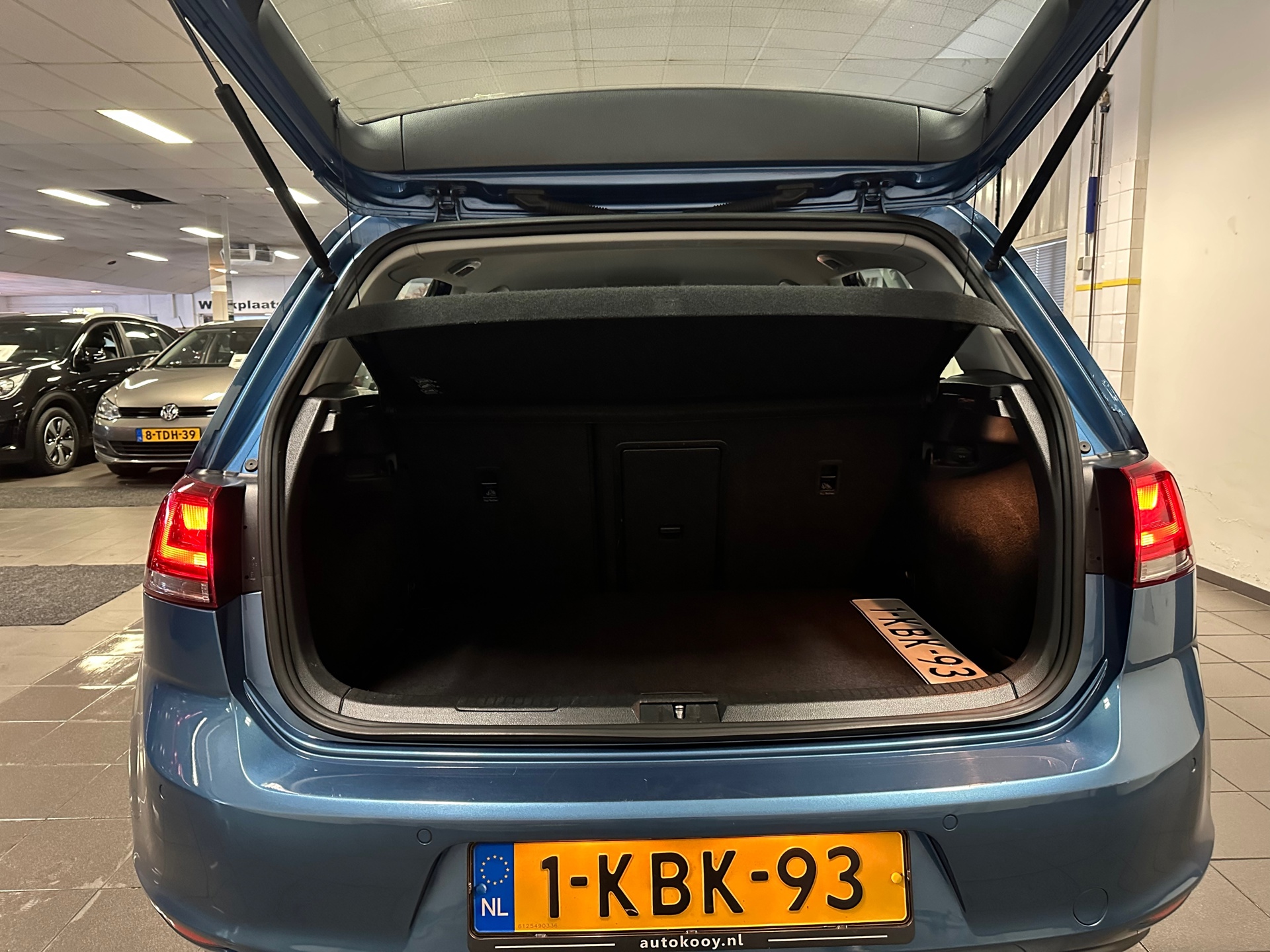 https://www.autokooy.nl//xml/images/41109088-5.JPG