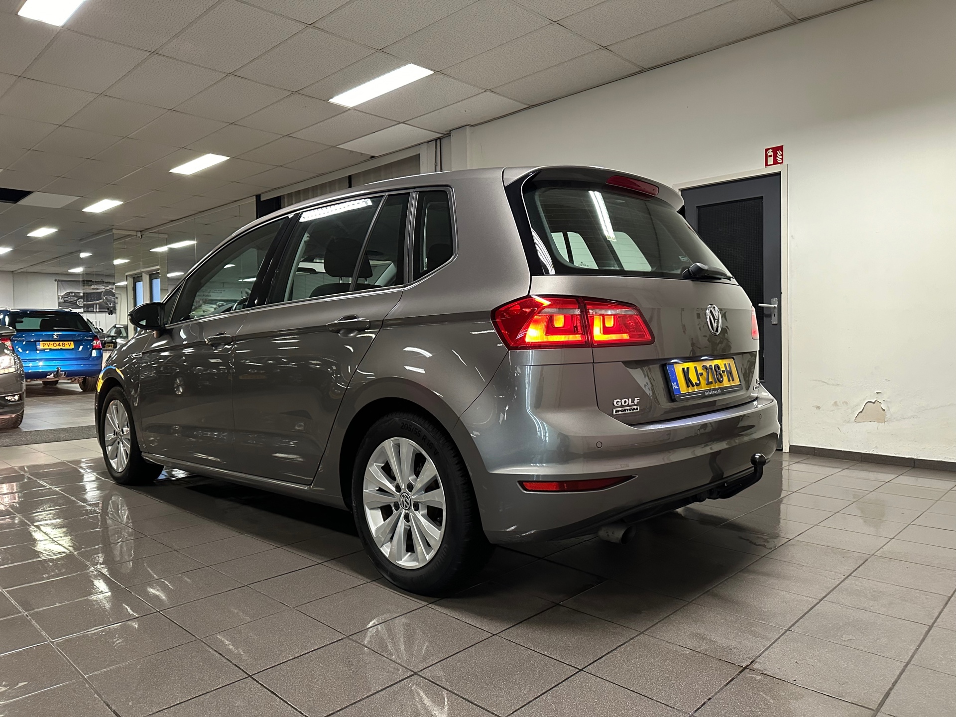 https://www.autokooy.nl//xml/images/41692278-3.JPG