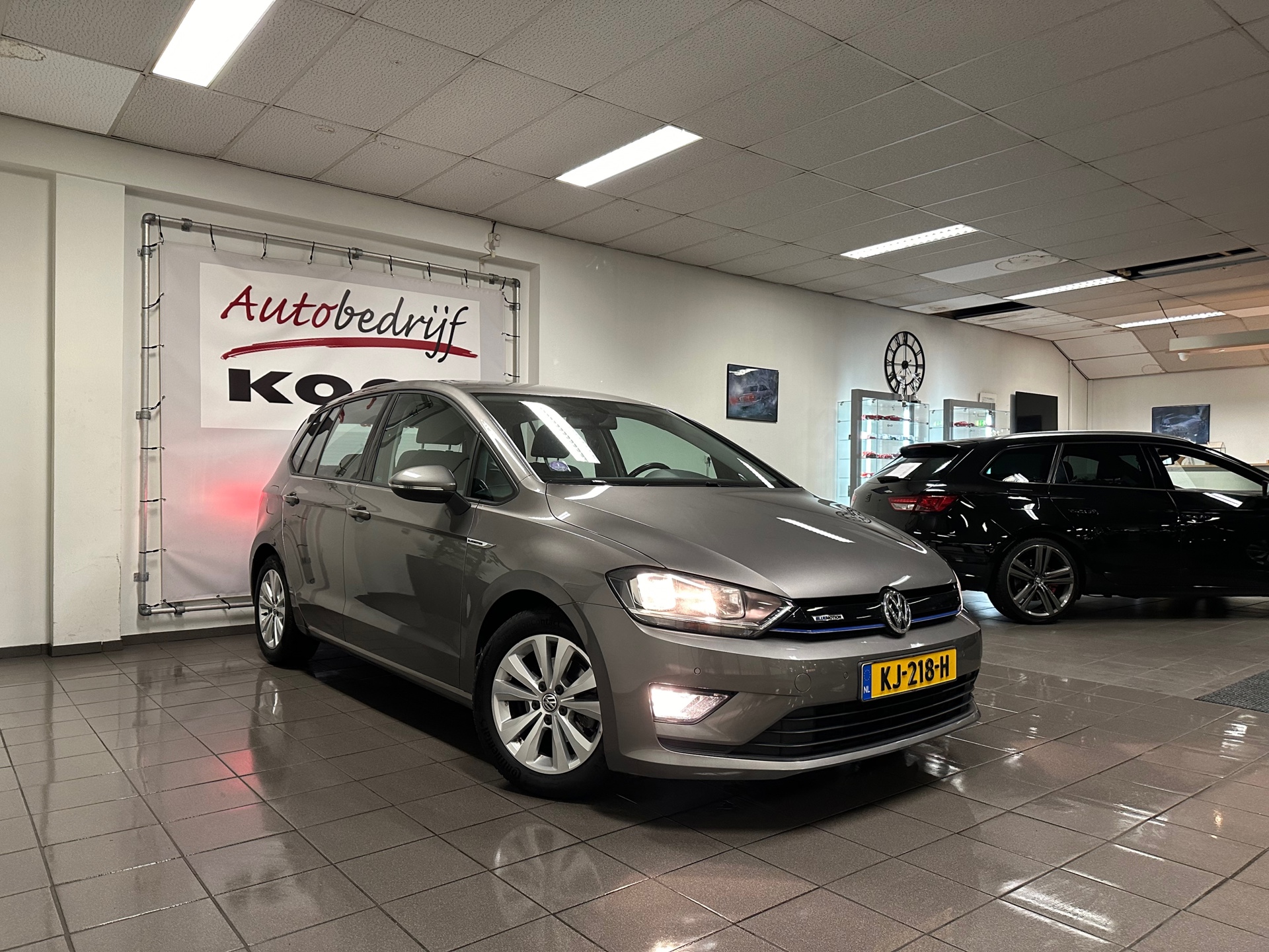 https://www.autokooy.nl//xml/images/41692278-7.JPG
