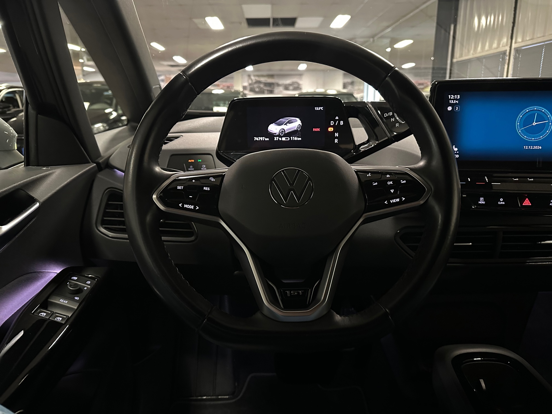 https://www.autokooy.nl//xml/images/41867659-13.JPG