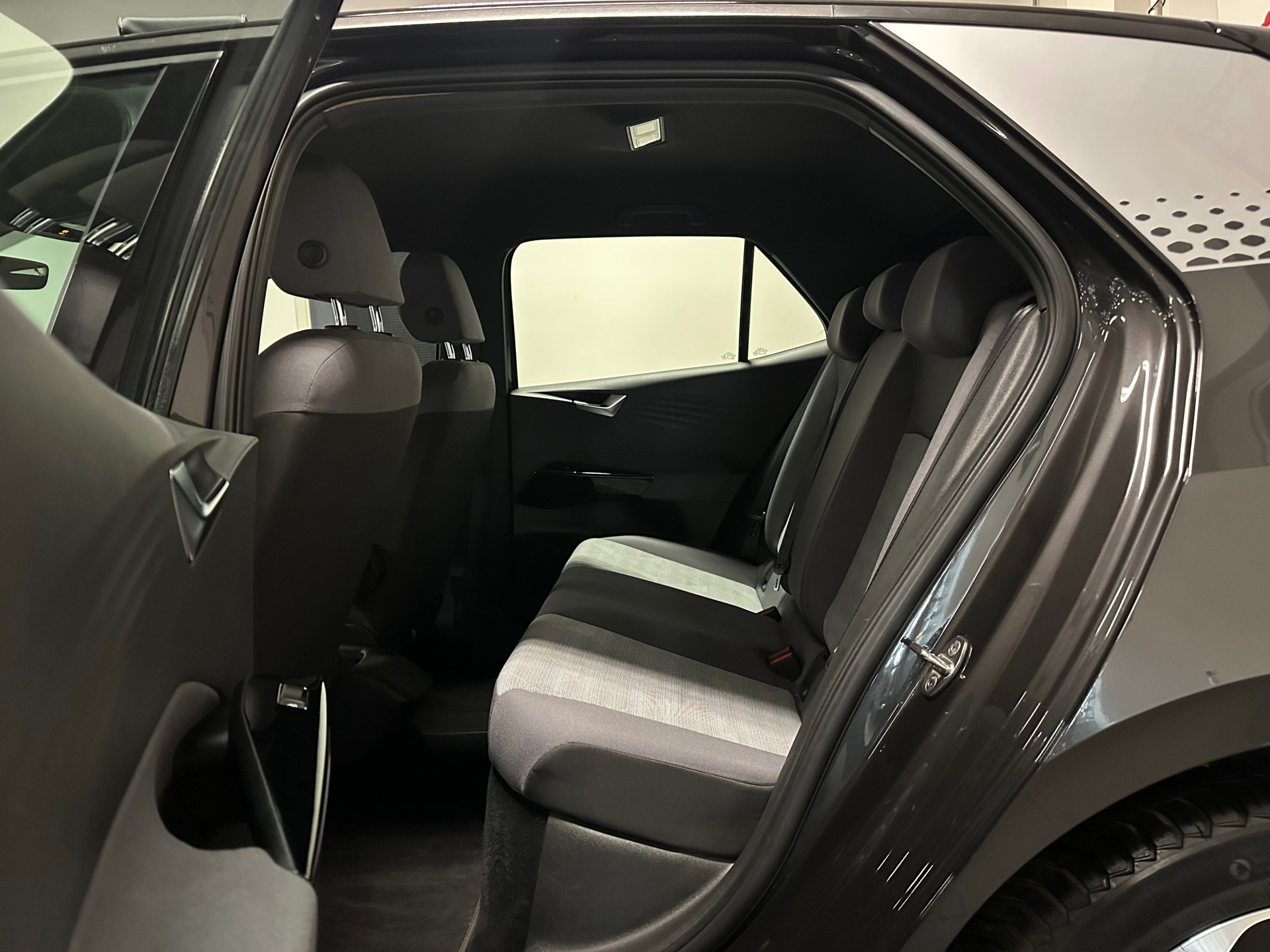 https://www.autokooy.nl//xml/images/41867659-22.JPG