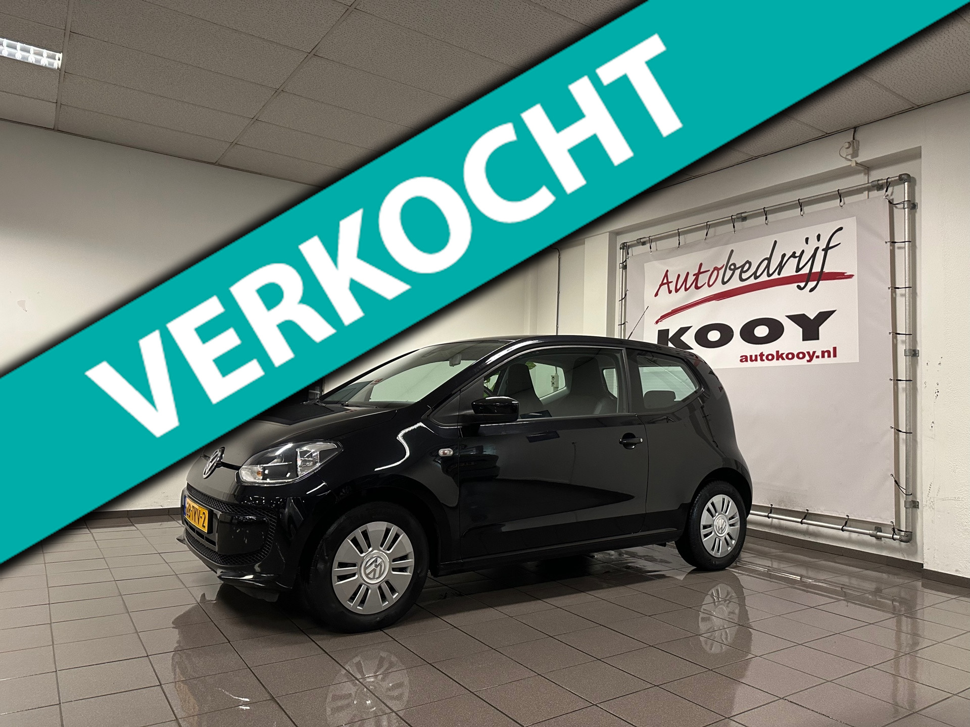 Volkswagen Up! 1.0 move up! * Dealer onderhouden / Airco / NL Auto + NAP *