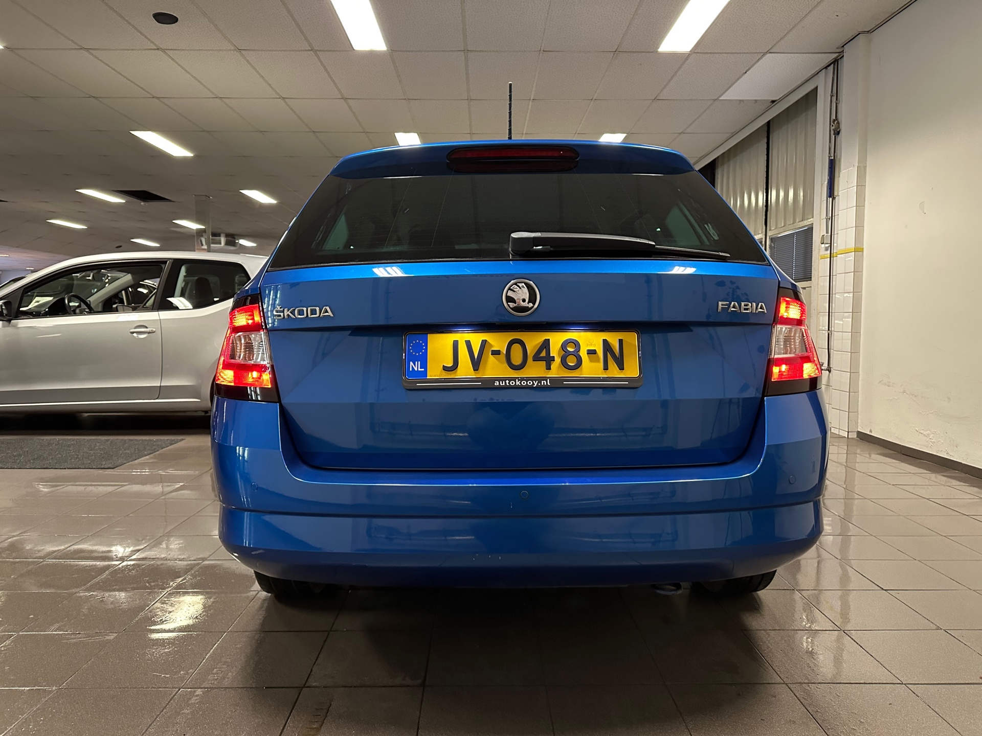 https://www.autokooy.nl//xml/images/42058706-4.JPG