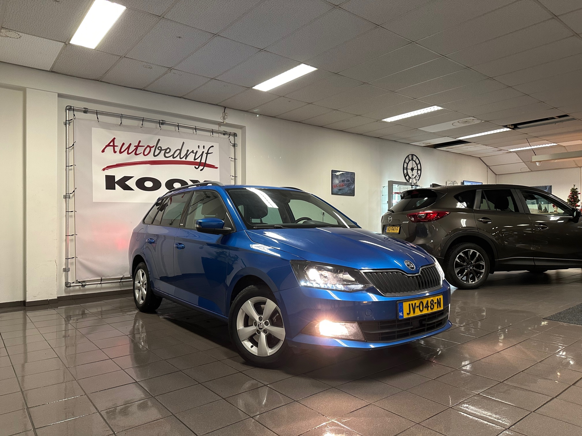 https://www.autokooy.nl//xml/images/42058706-7.JPG
