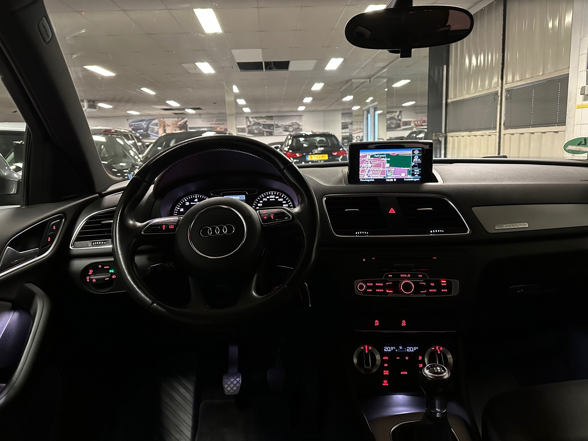 https://www.autokooy.nl//xml/images/42102944-22.JPG