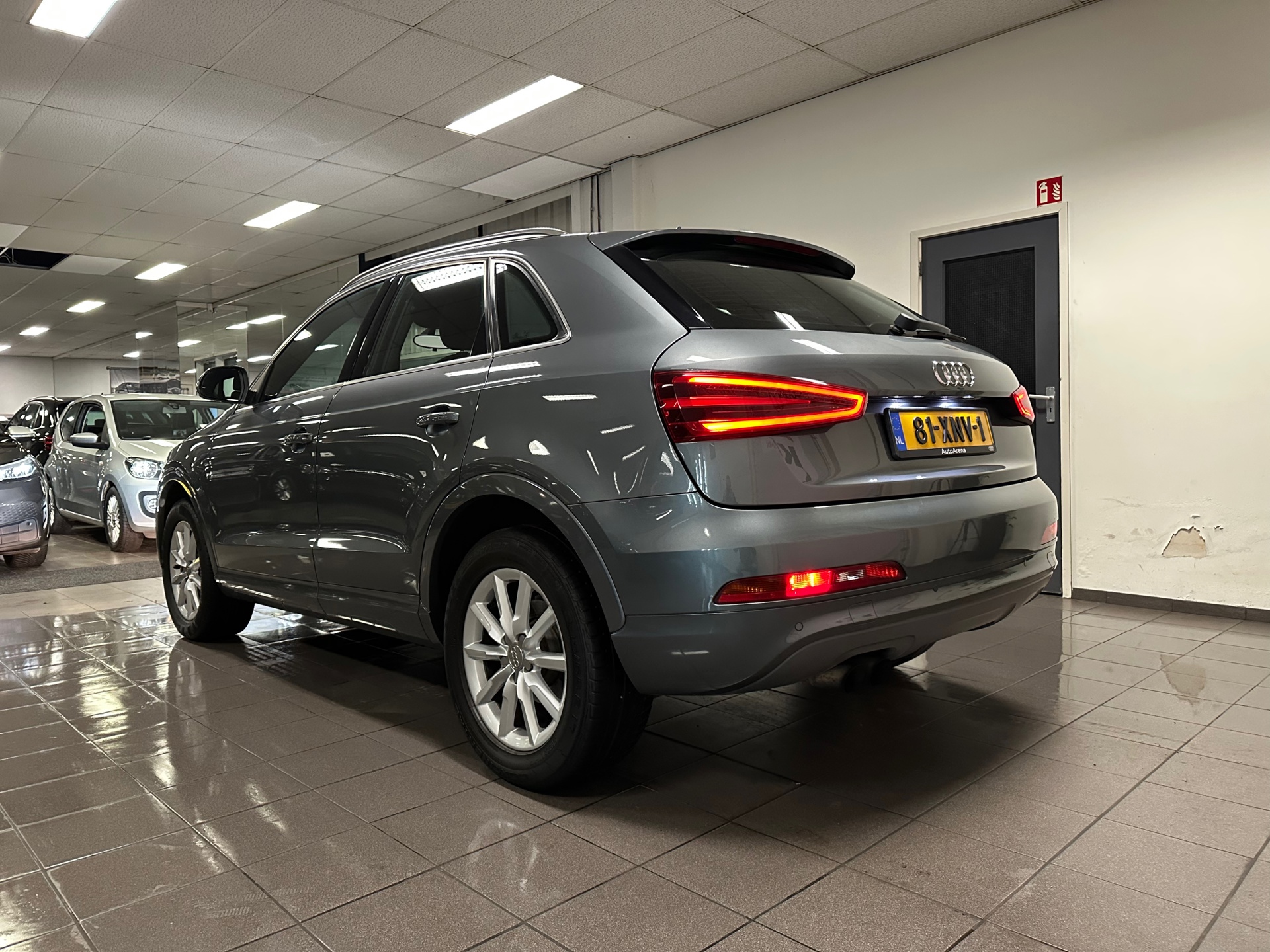 https://www.autokooy.nl//xml/images/42102944-3.JPG