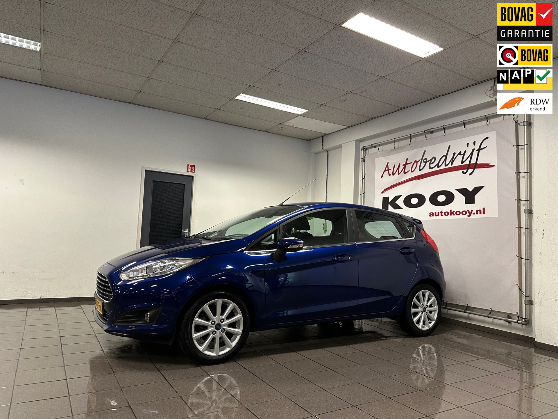 Ford Fiesta 1.0 EcoBoost Titanium * Automaat / Navigatie / LM Velgen / Cruise control / NL Auto *
