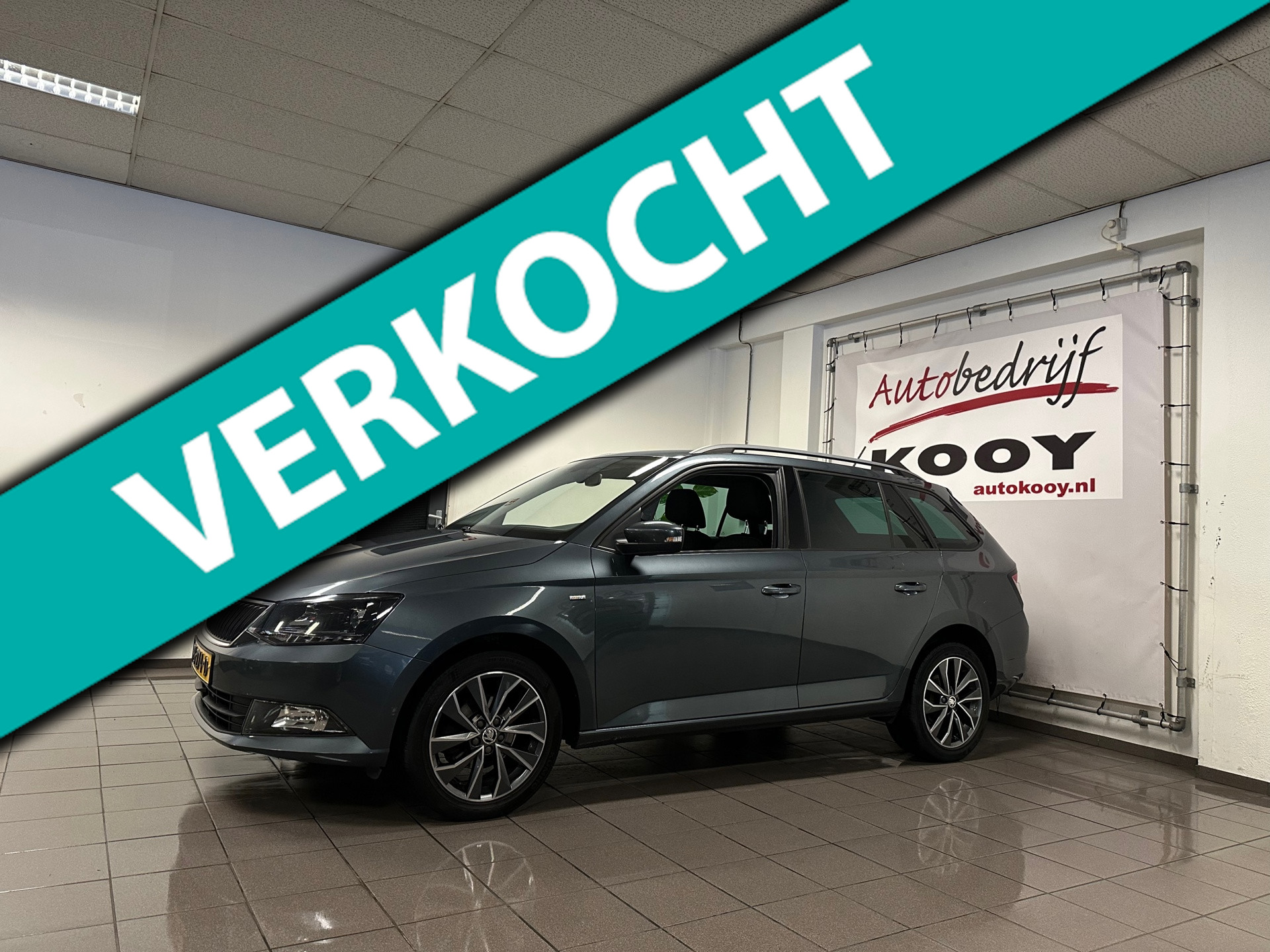 Skoda Fabia Combi 1.0 TSI Drive * Navigatie / Trekhaak / Parkeersensoren / LED / NL Auto *