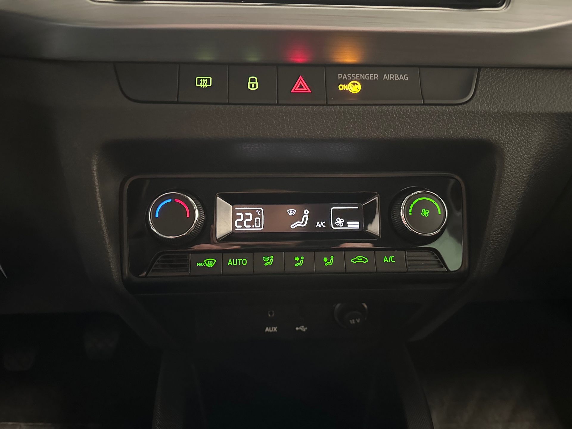 https://www.autokooy.nl//xml/images/42317969-20.JPG