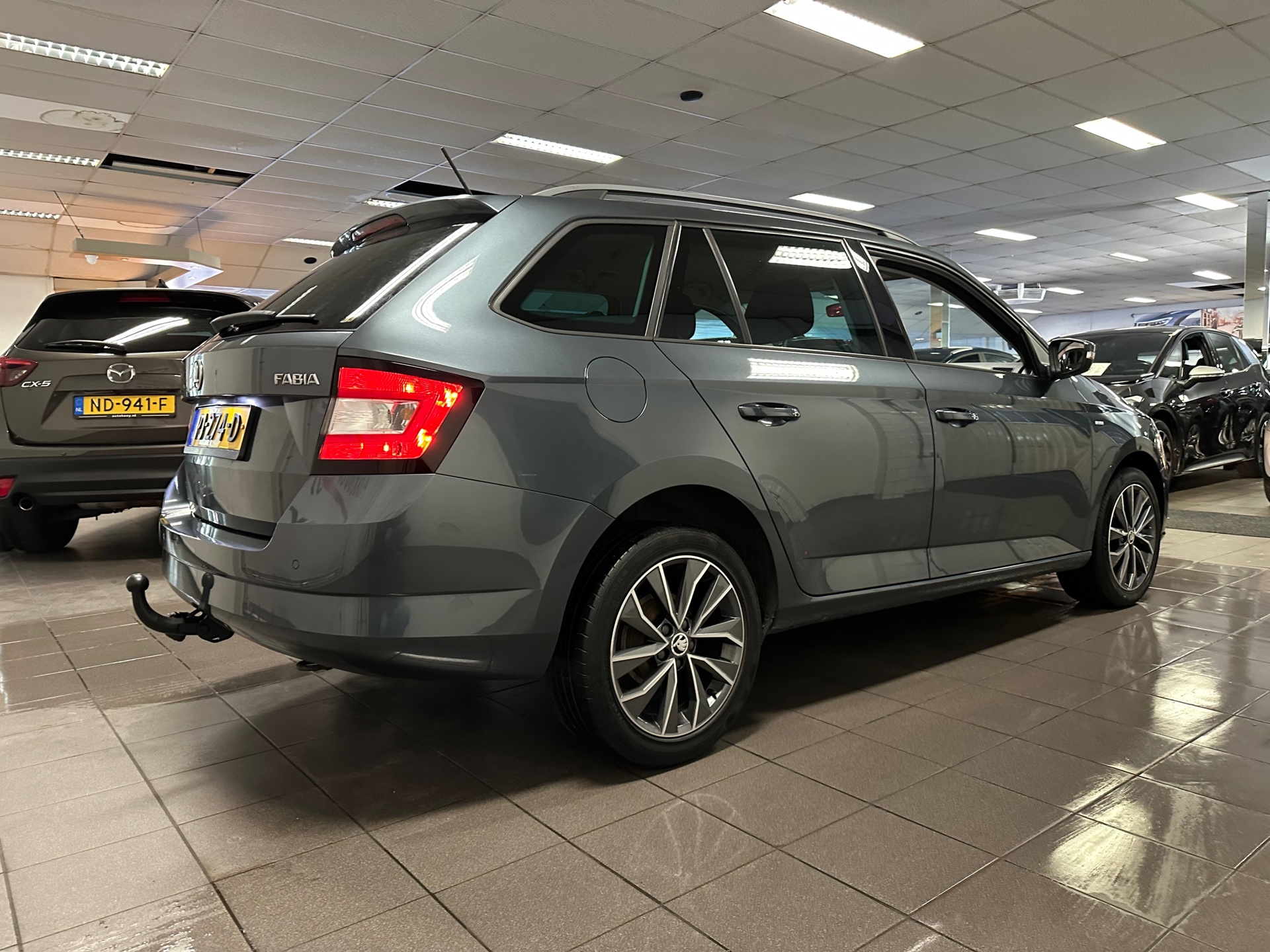 https://www.autokooy.nl//xml/images/42317969-6.JPG