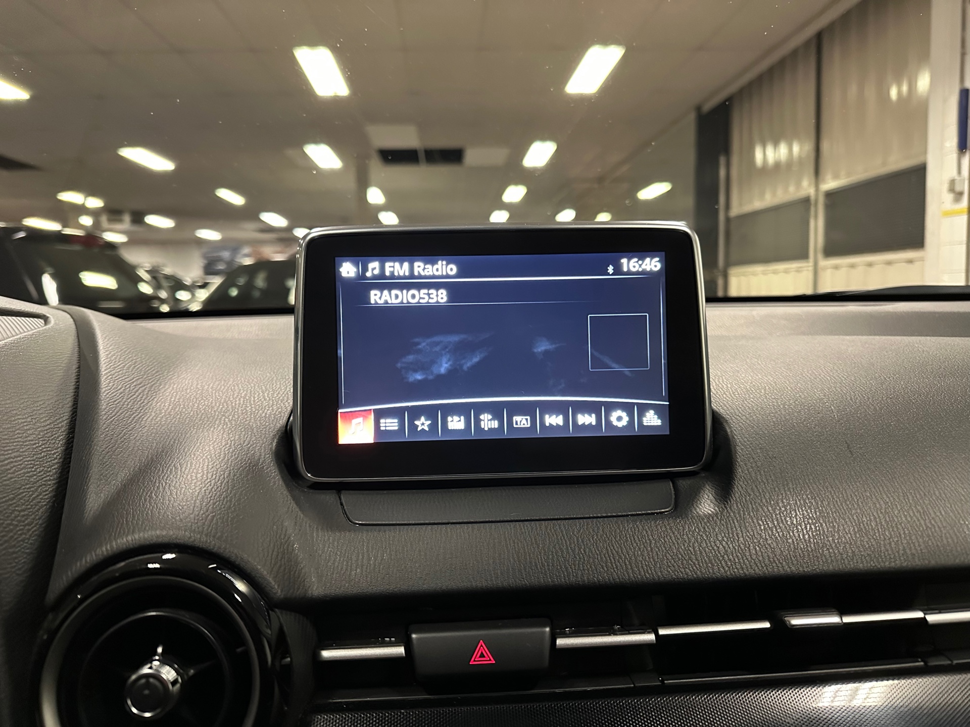 https://www.autokooy.nl//xml/images/42336623-17.JPG
