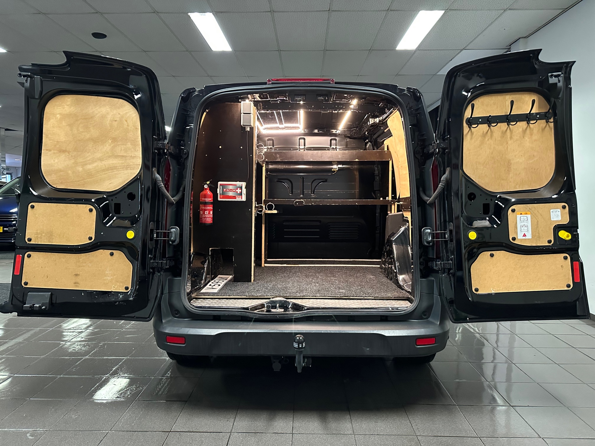 https://www.autokooy.nl//xml/images/42381650-6.JPG