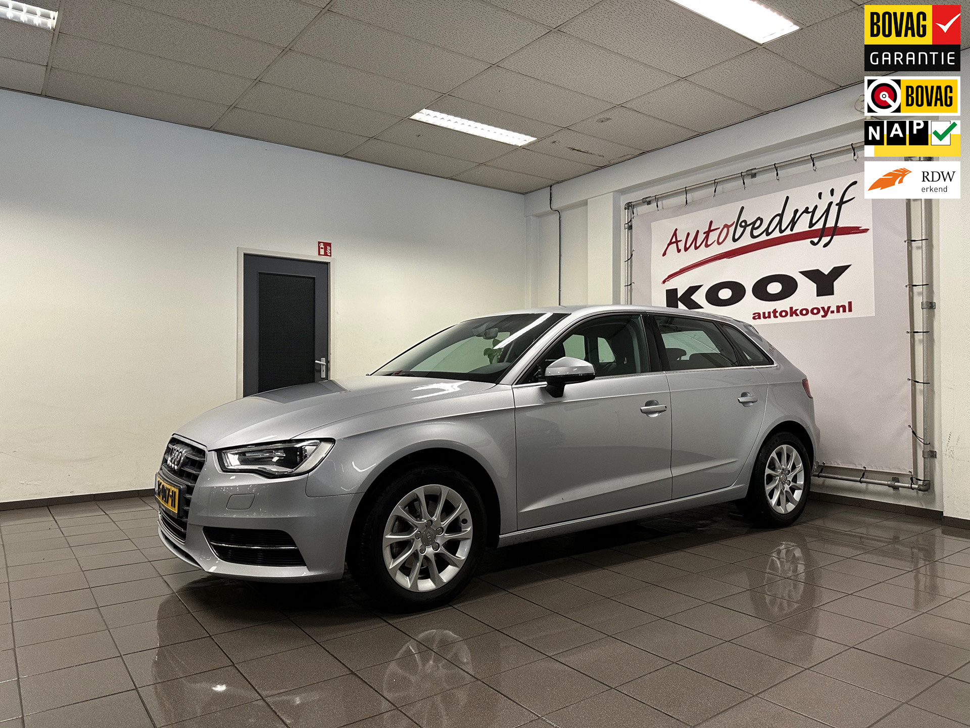 Audi A3 Sportback 1.2 TFSI Attraction Pro Line plus * Xenon / Navigatie / LED / Cruise control / NL Auto *
