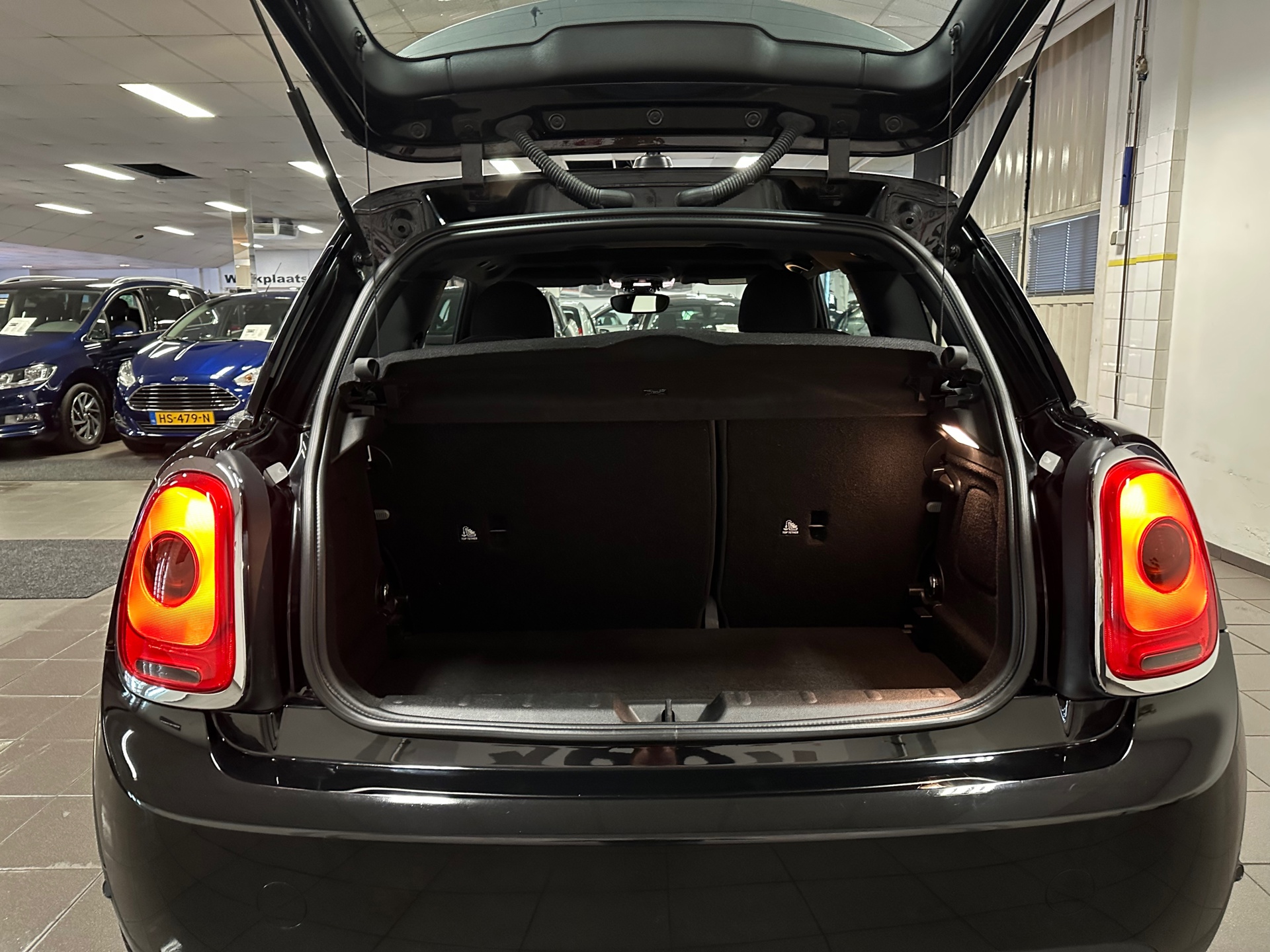 https://www.autokooy.nl//xml/images/42465580-5.JPG