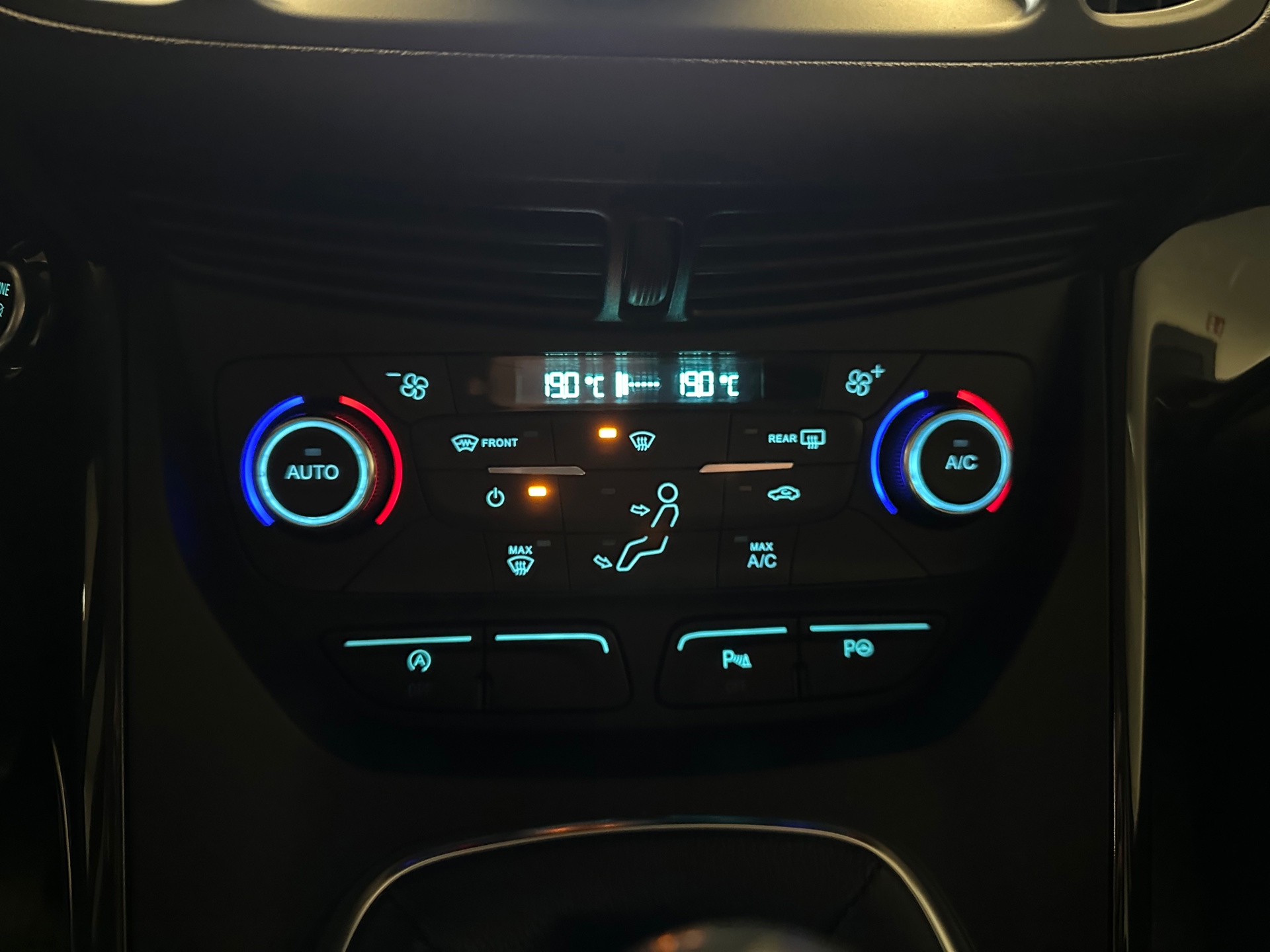 https://www.autokooy.nl//xml/images/42652024-19.JPG