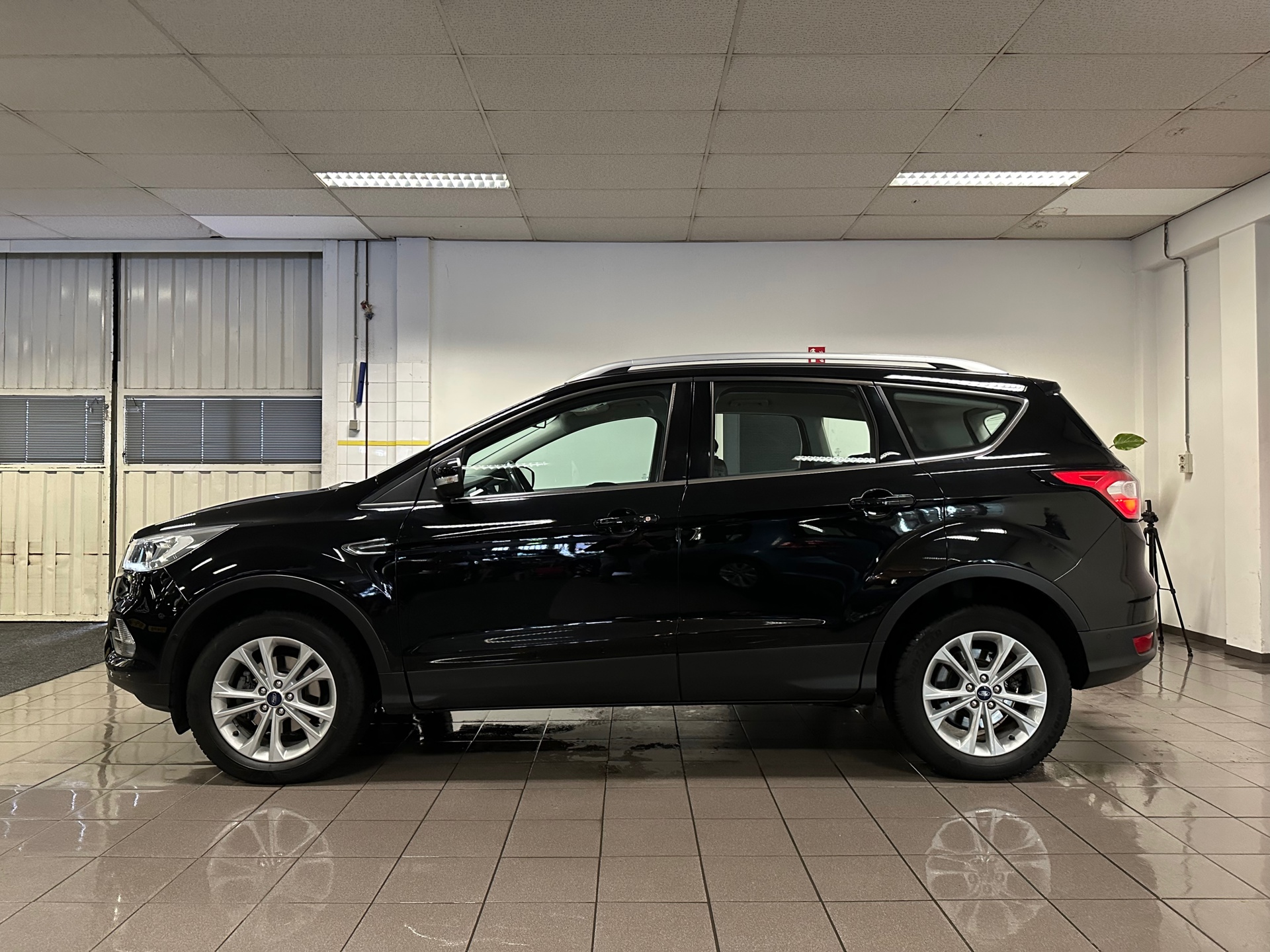 https://www.autokooy.nl//xml/images/42652024-2.JPG