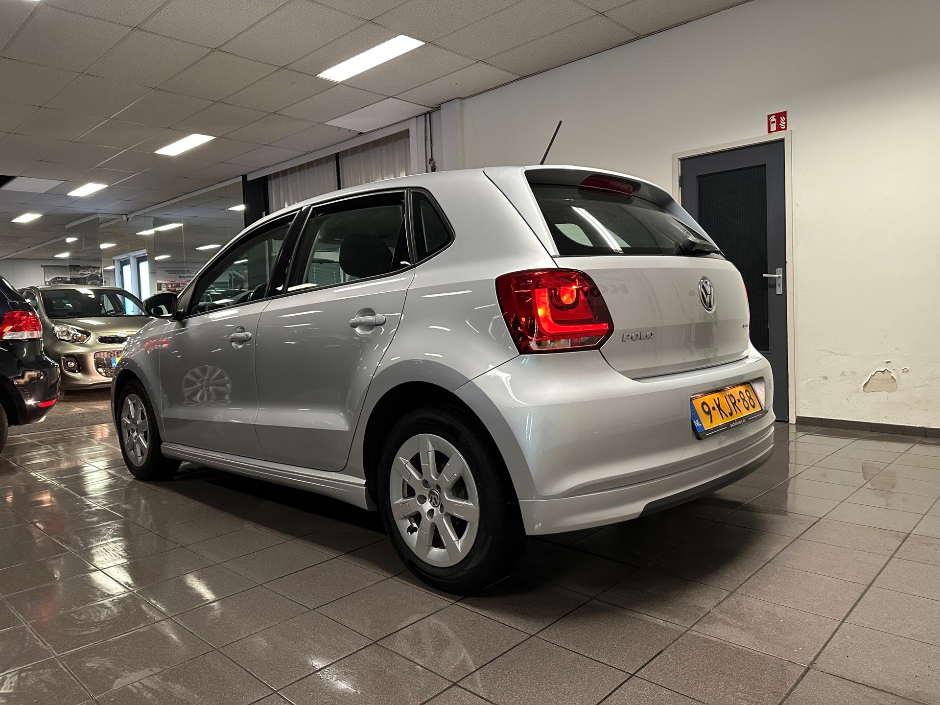 https://www.autokooy.nl//xml/images/42739588-3.JPG