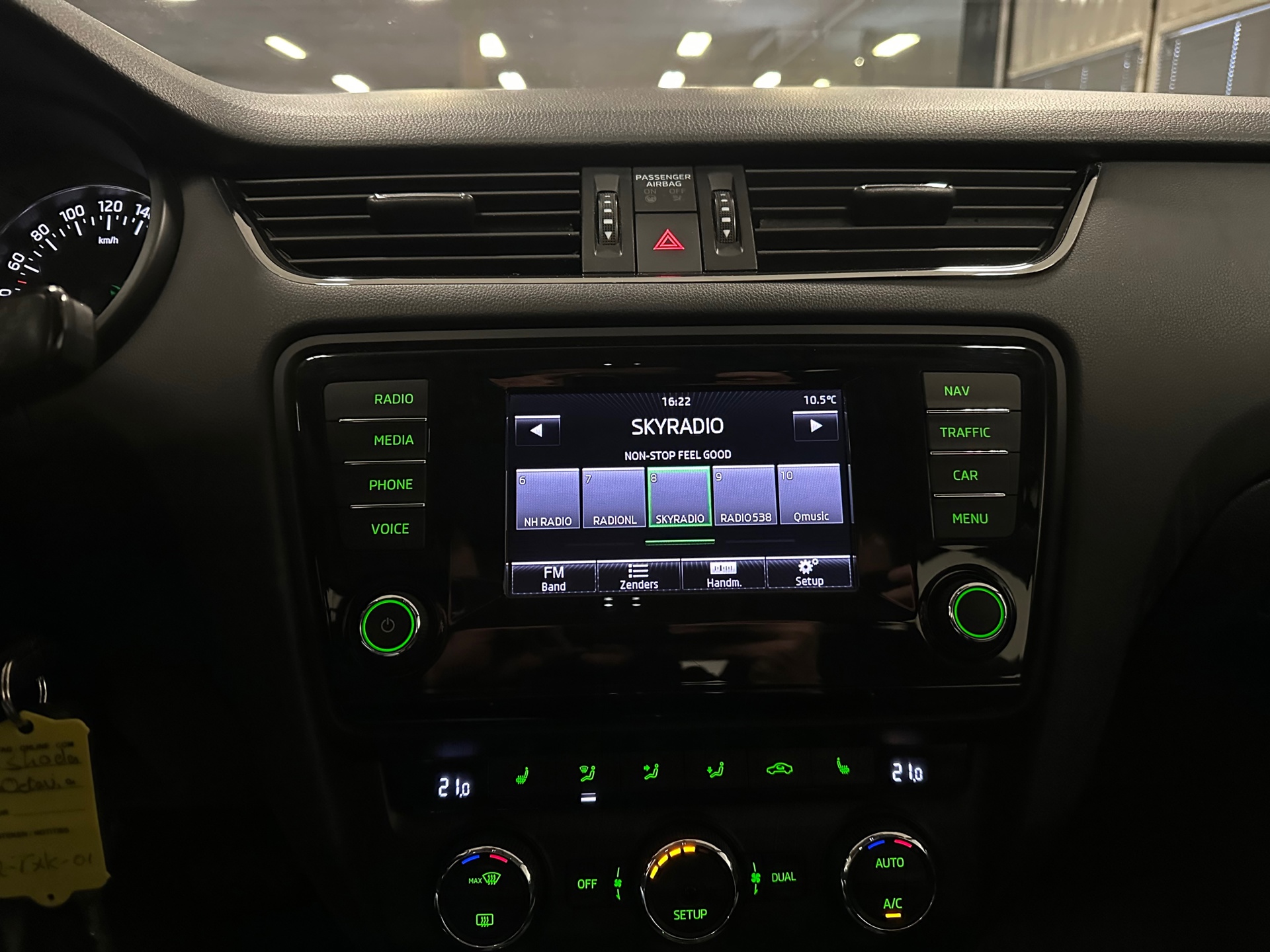https://www.autokooy.nl//xml/images/42782991-15.JPG