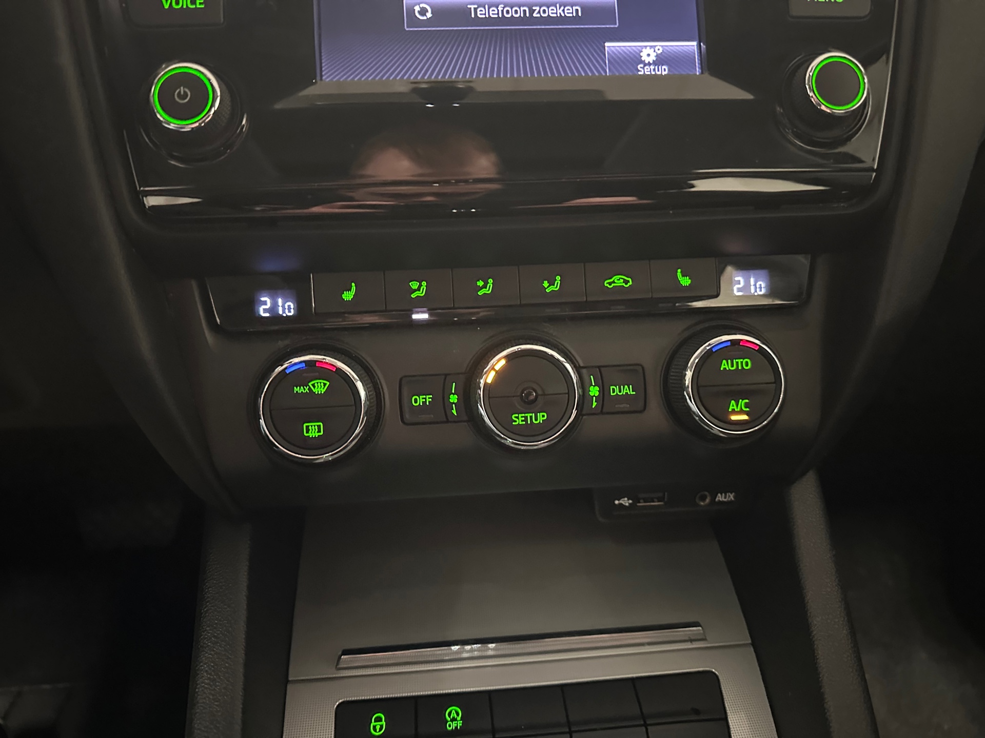 https://www.autokooy.nl//xml/images/42782991-18.JPG