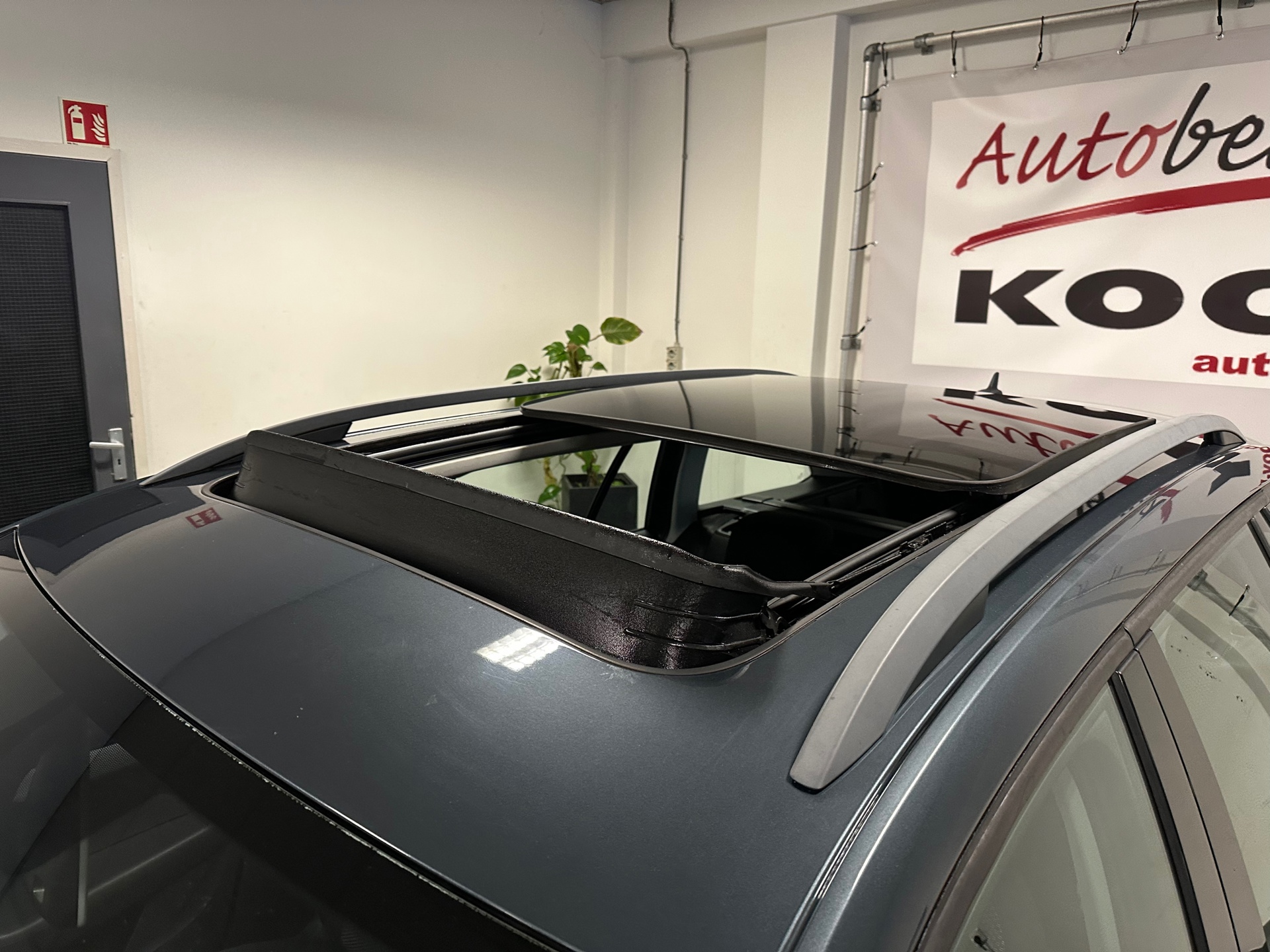 https://www.autokooy.nl//xml/images/42782991-23.JPG