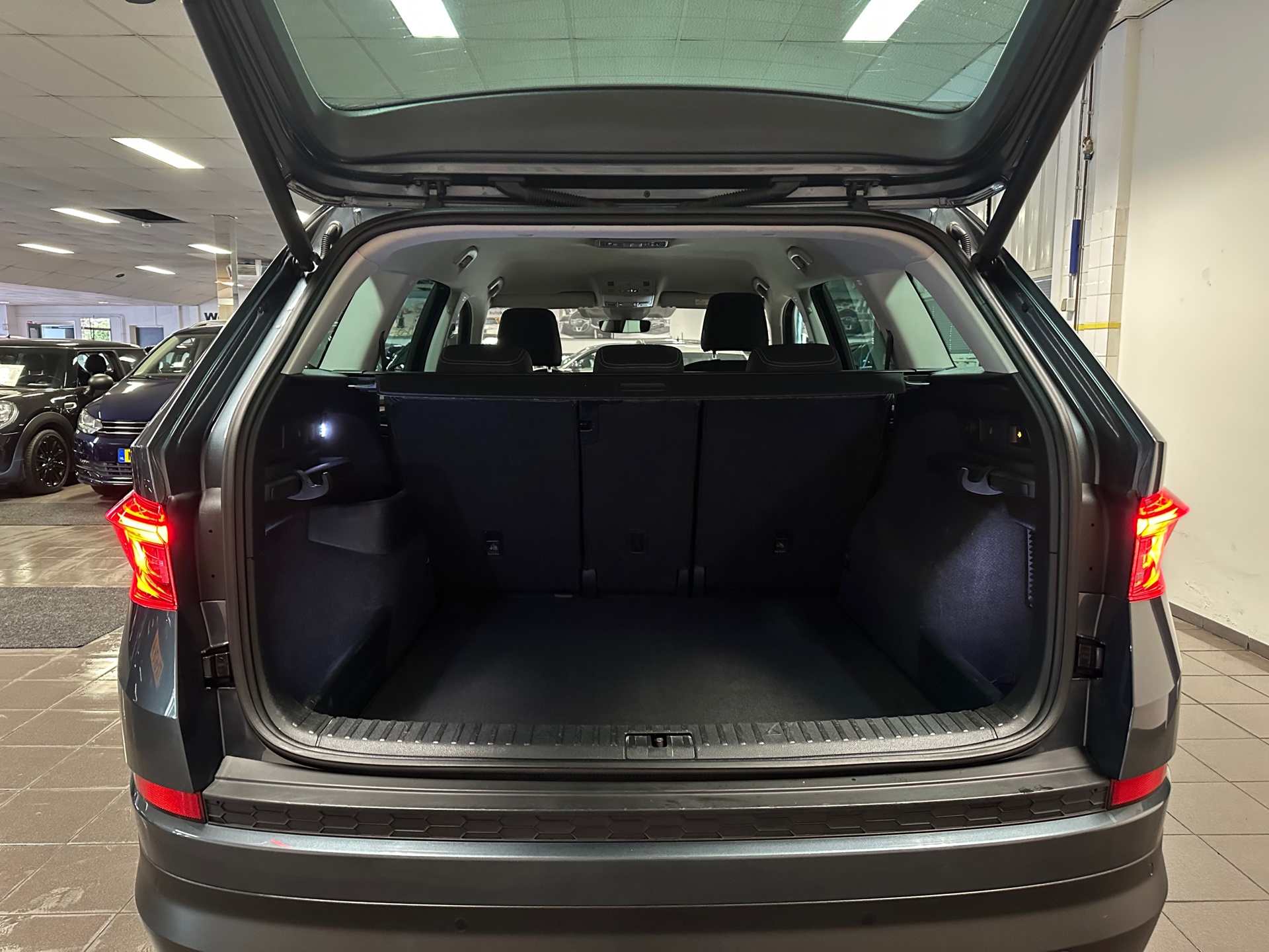 https://www.autokooy.nl//xml/images/42806531-5.JPG
