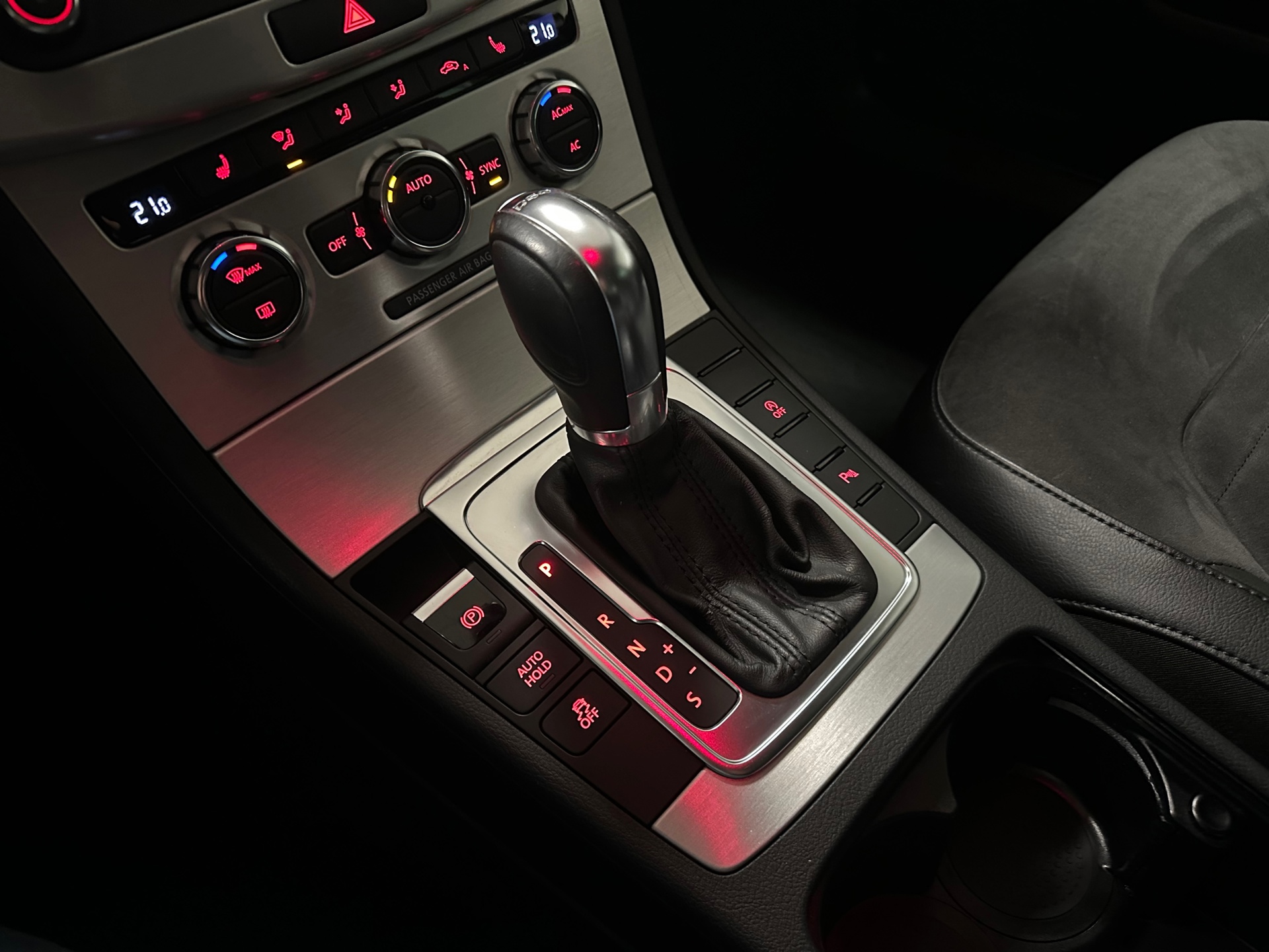 https://www.autokooy.nl//xml/images/42840223-20.JPG