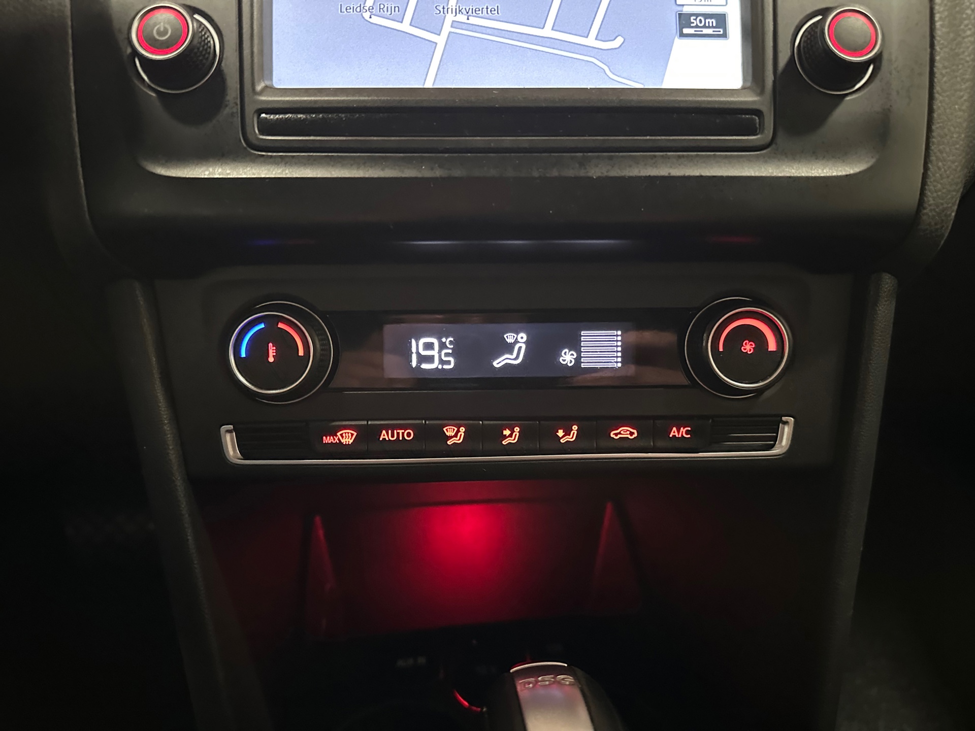 volkswagen-polo-12-tsi-comfortline-automaat-navigatie-lm-velgen-camera-nl-auto-