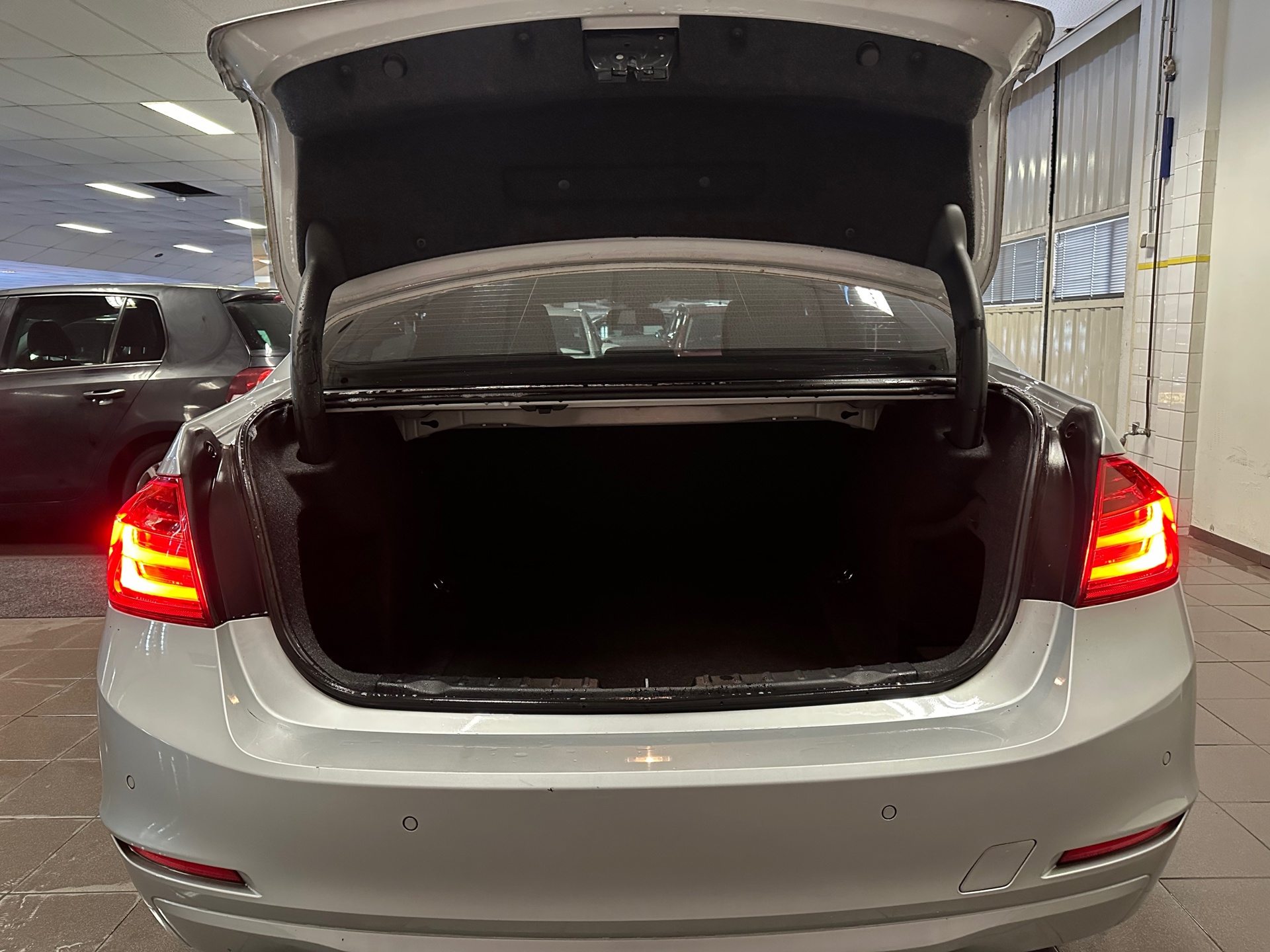 https://www.autokooy.nl//xml/images/42923486-5.JPG