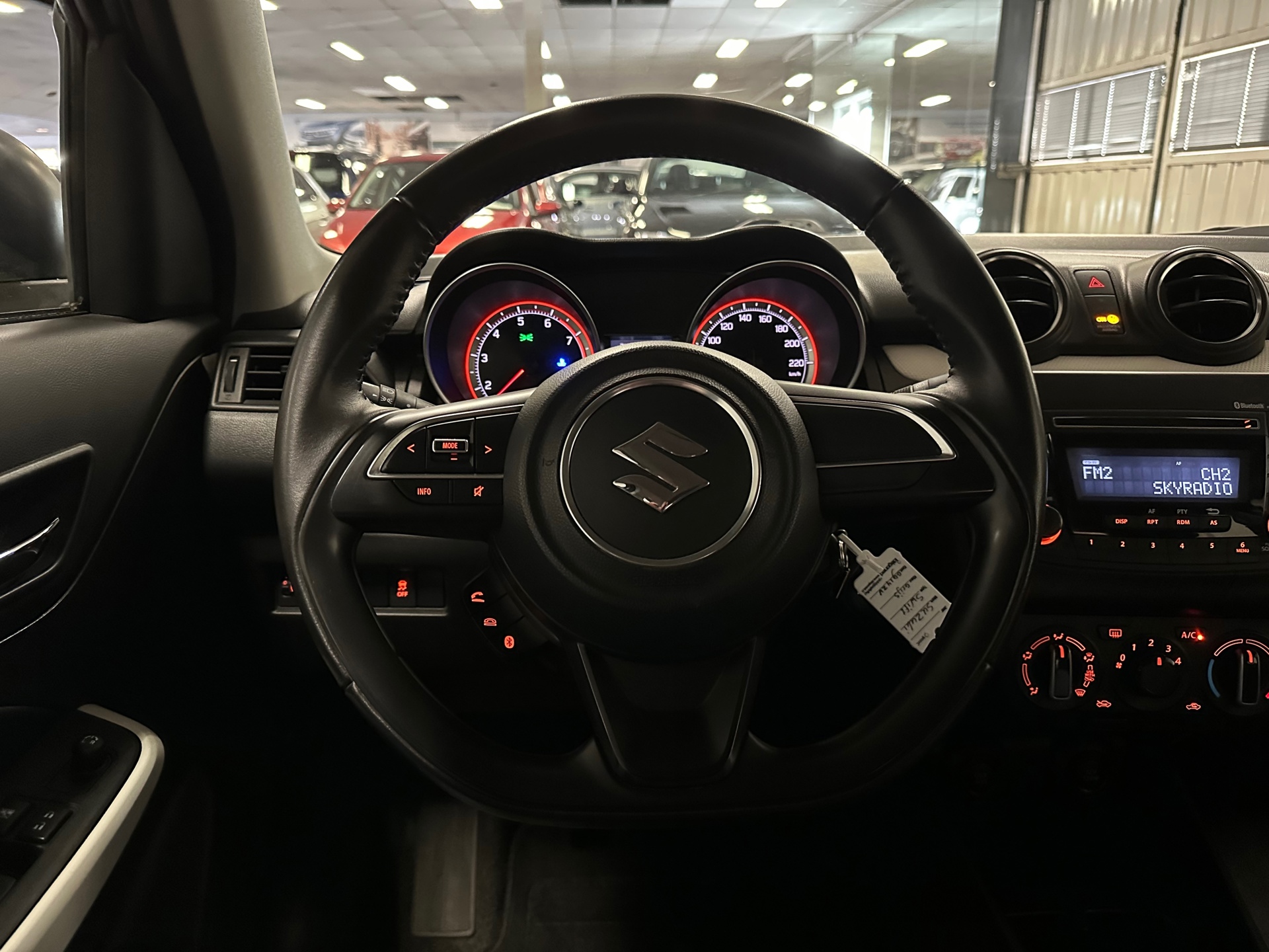 https://www.autokooy.nl//xml/images/43045652-15.JPG