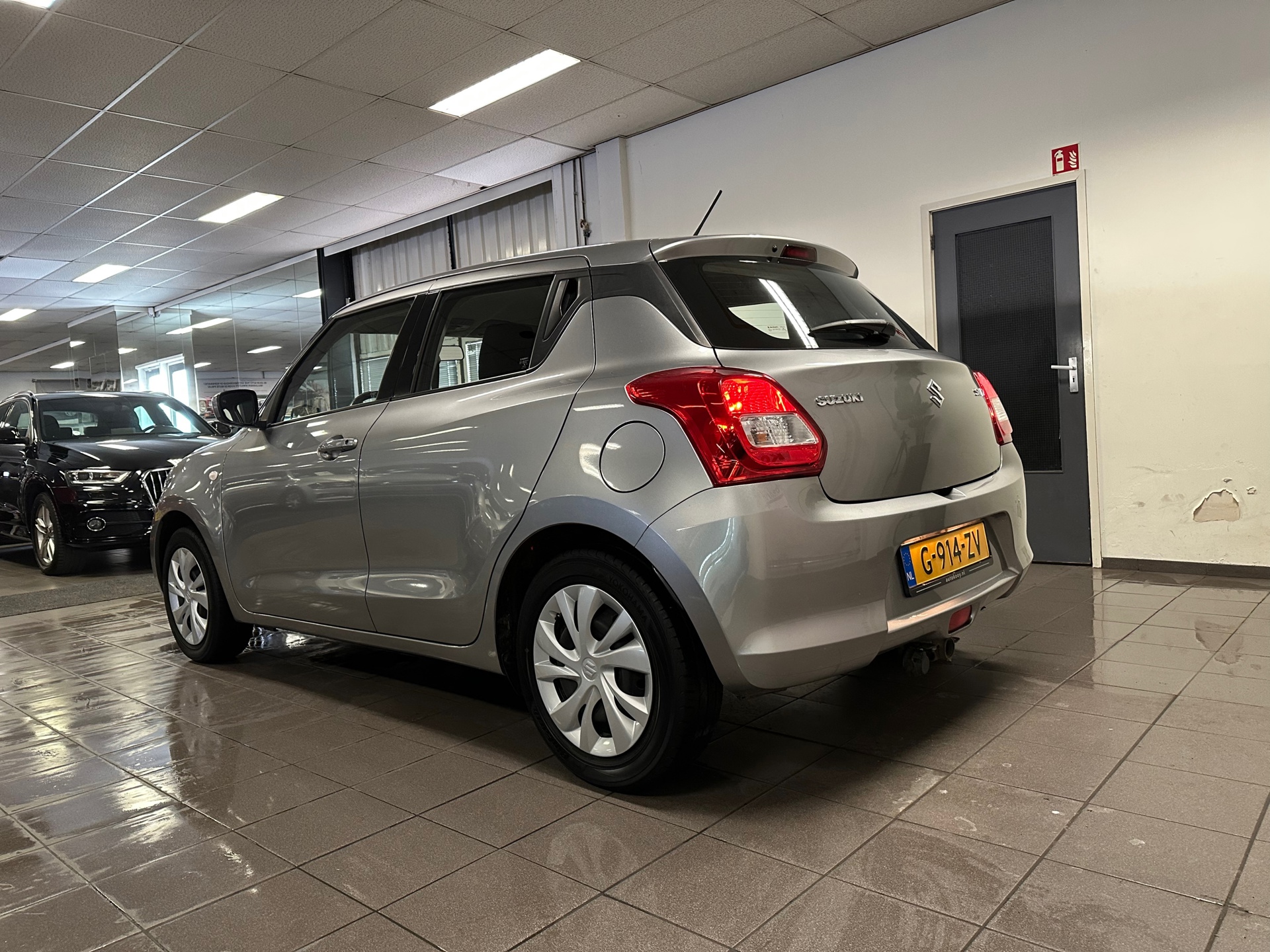 https://www.autokooy.nl//xml/images/43045652-3.JPG
