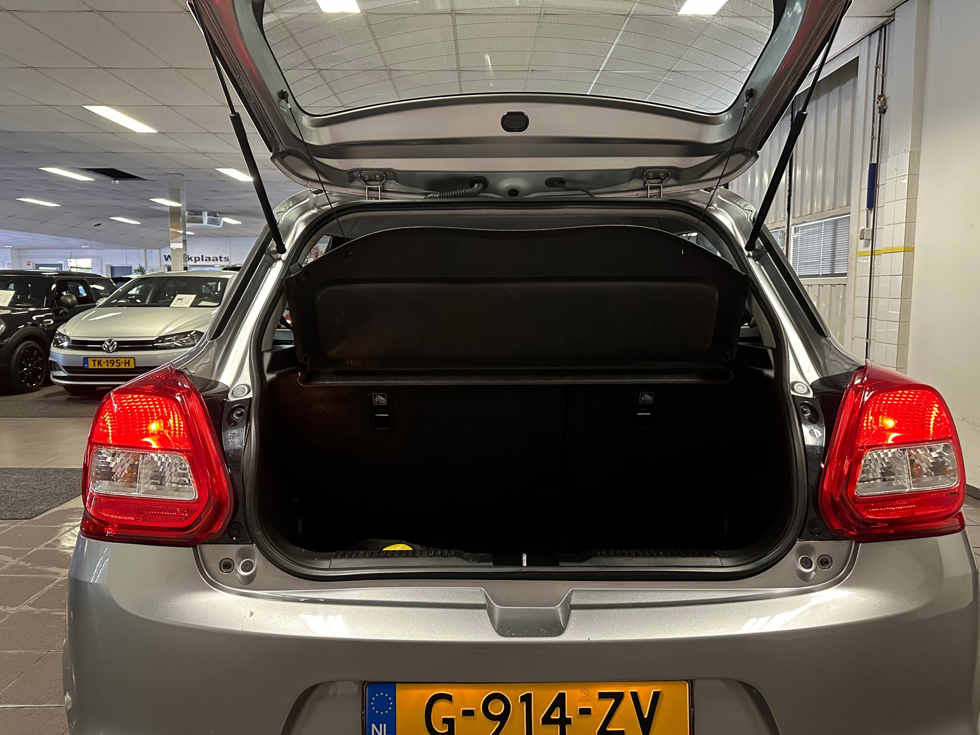 https://www.autokooy.nl//xml/images/43045652-5.JPG