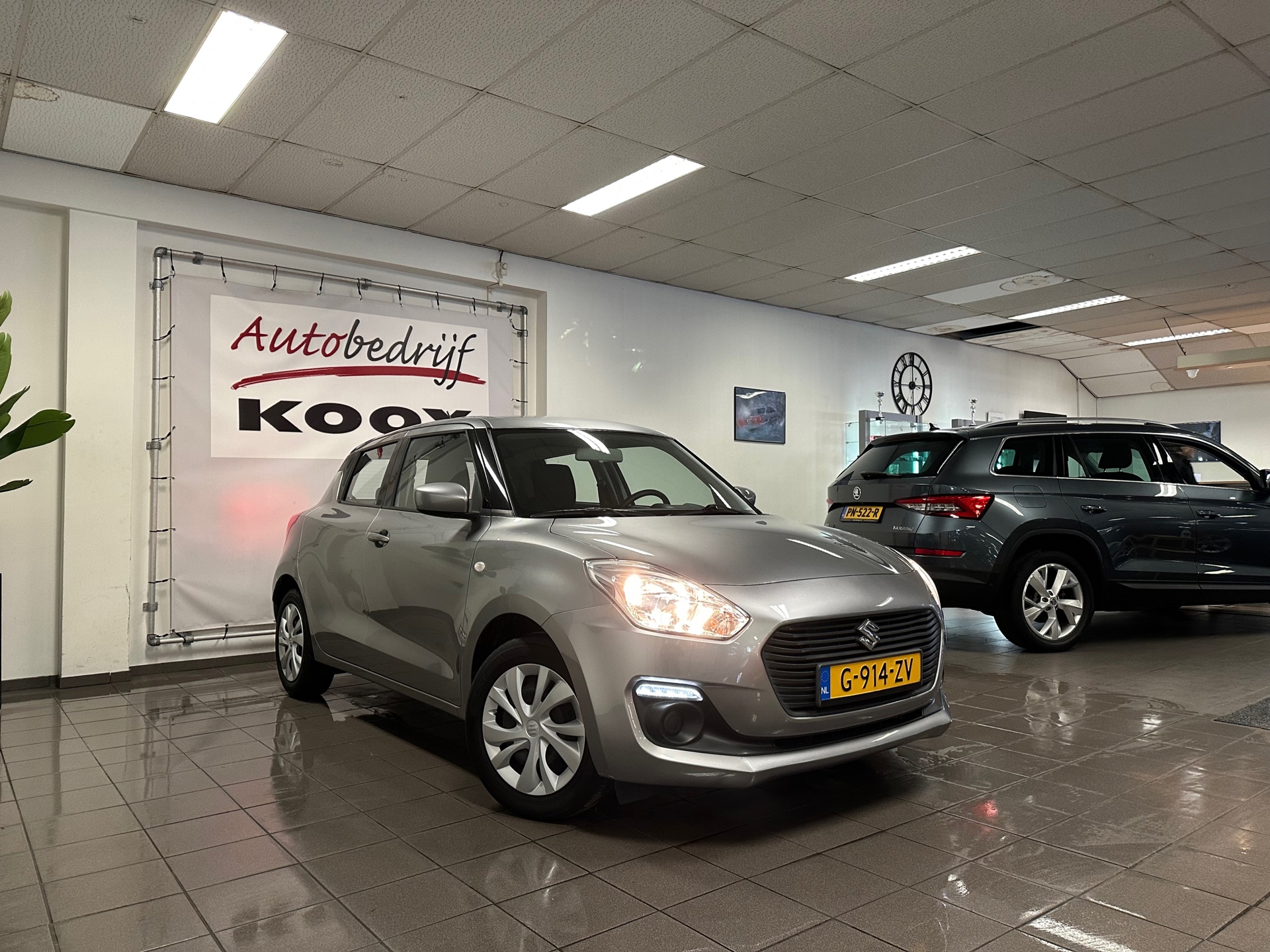 https://www.autokooy.nl//xml/images/43045652-7.JPG