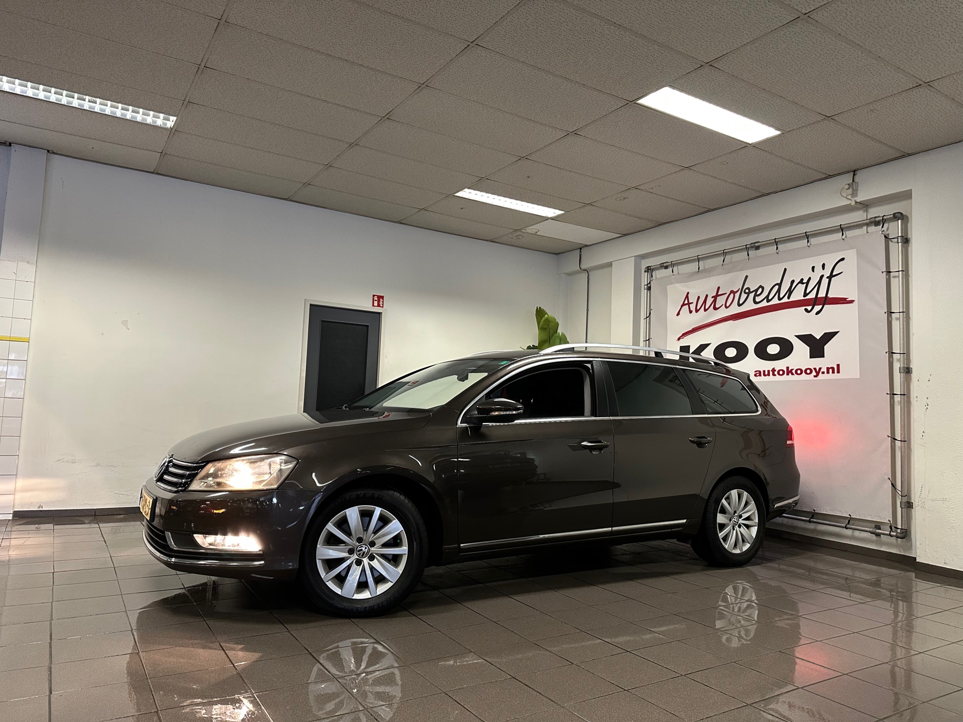 https://www.autokooy.nl//xml/images/43072985-10.JPG