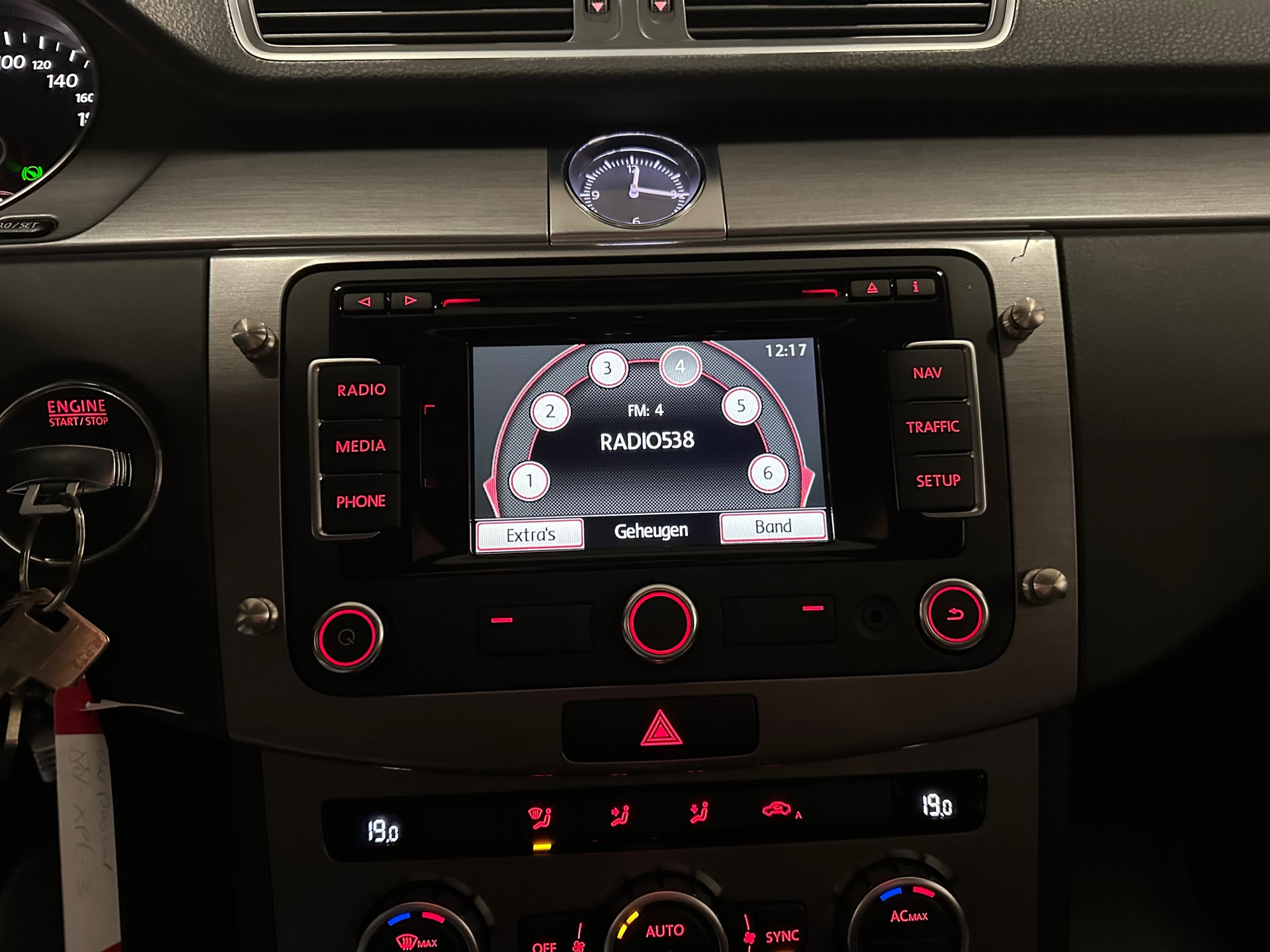 https://www.autokooy.nl//xml/images/43072985-17.JPG