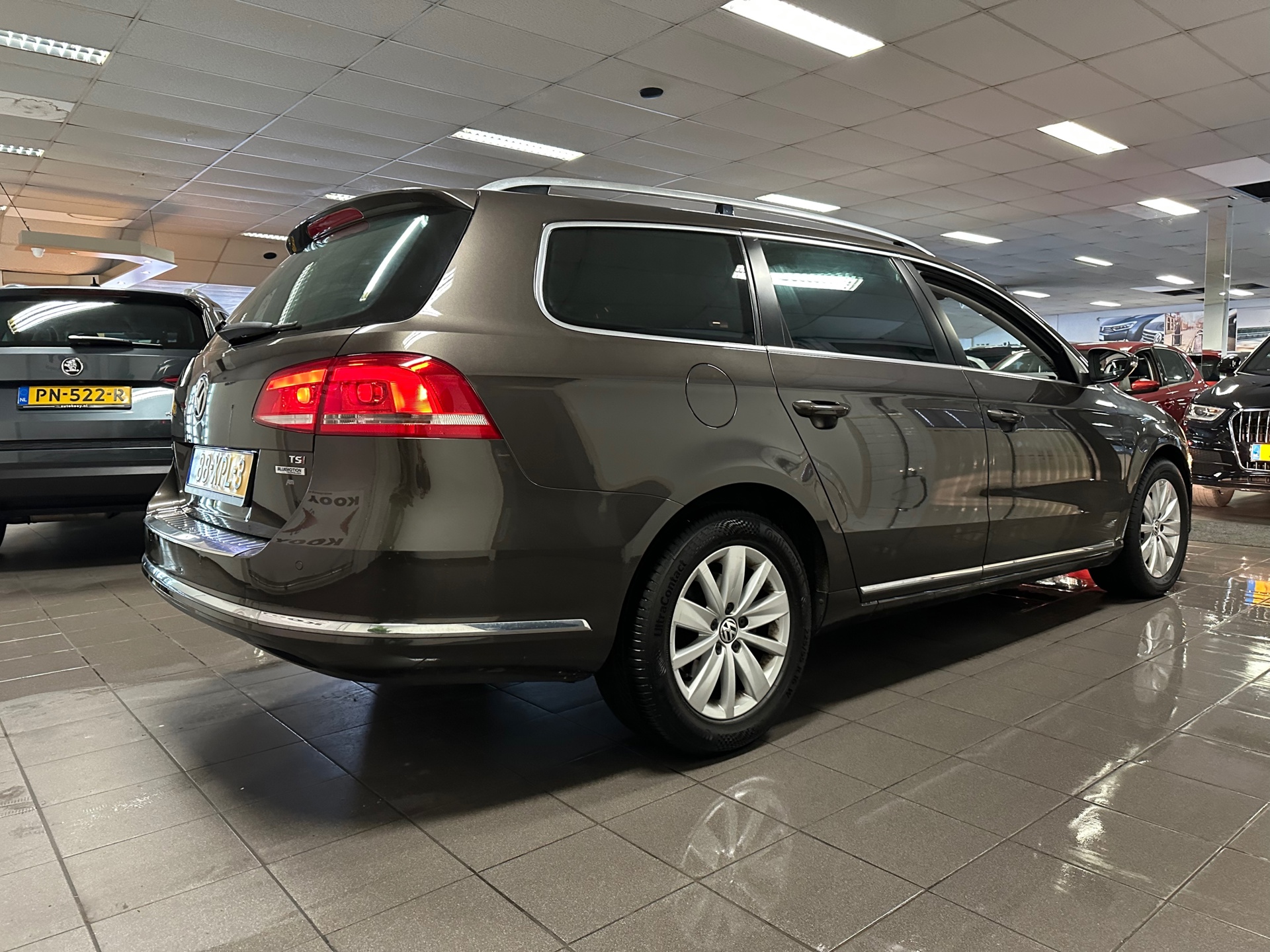 https://www.autokooy.nl//xml/images/43072985-7.JPG